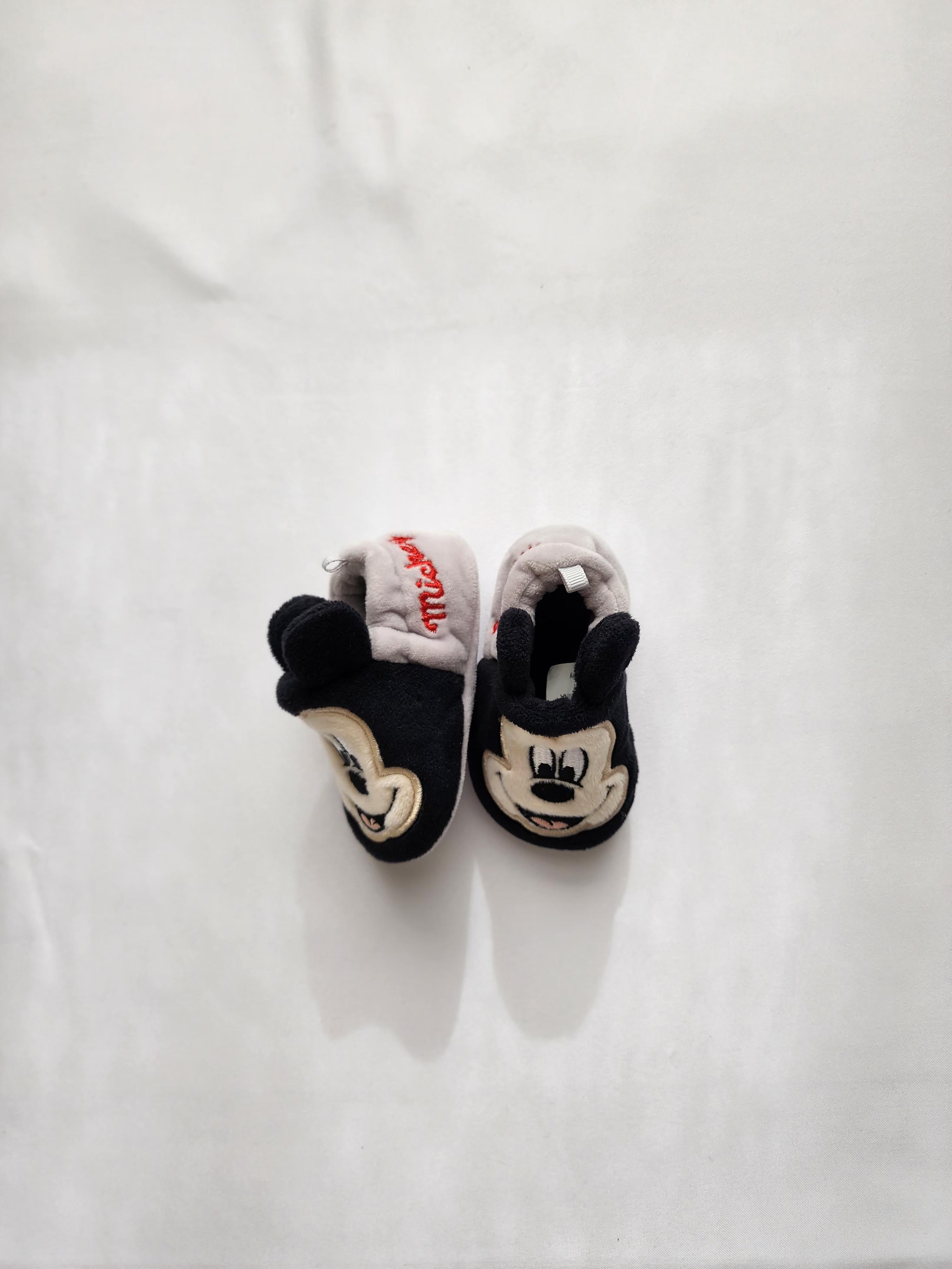 Chaussons bébé Disney baby x Mickey – 9 cm (taille 0-3 mois)