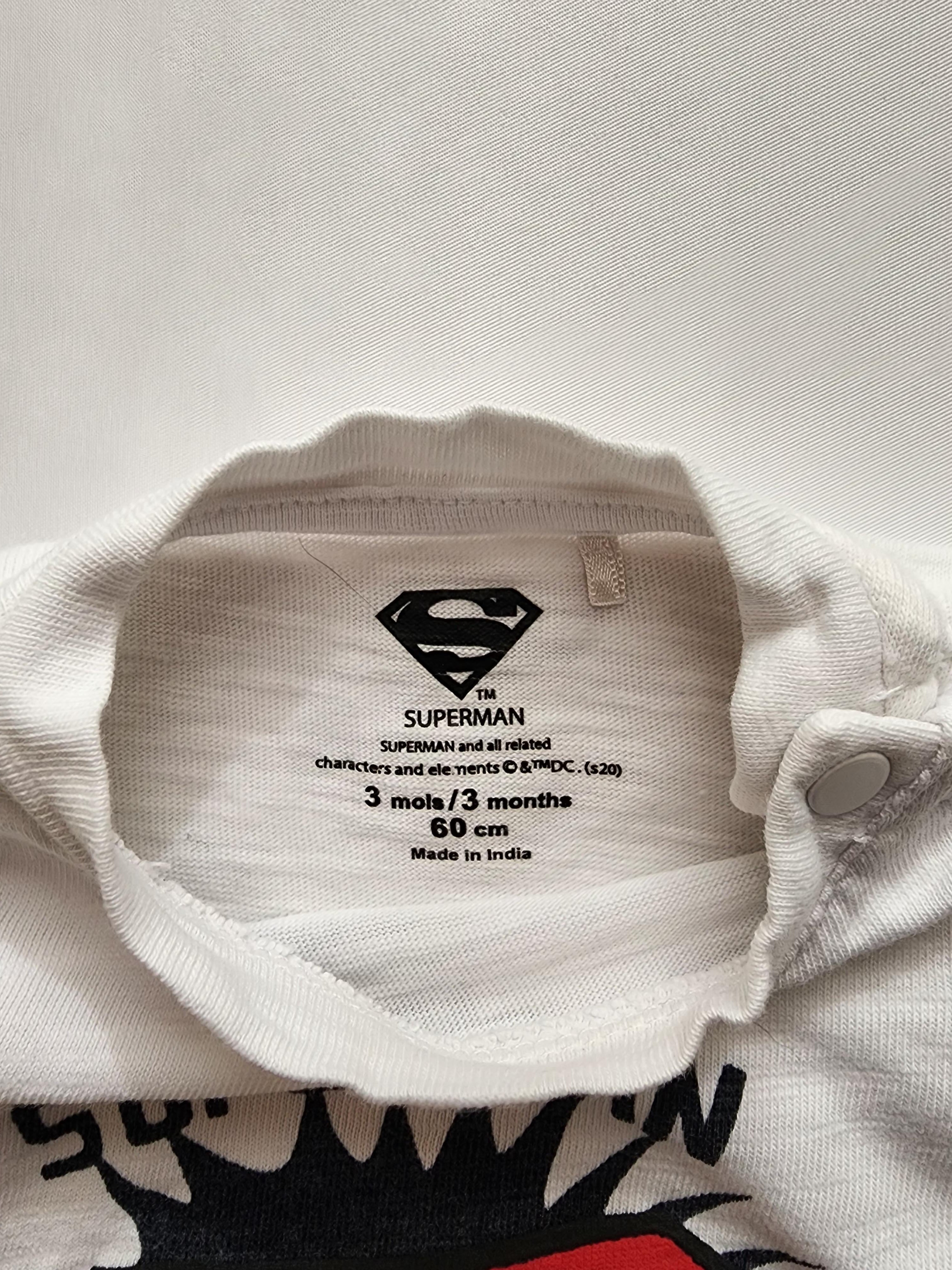 Pull léger Superman 100 % coton – 3 mois – Très bon état