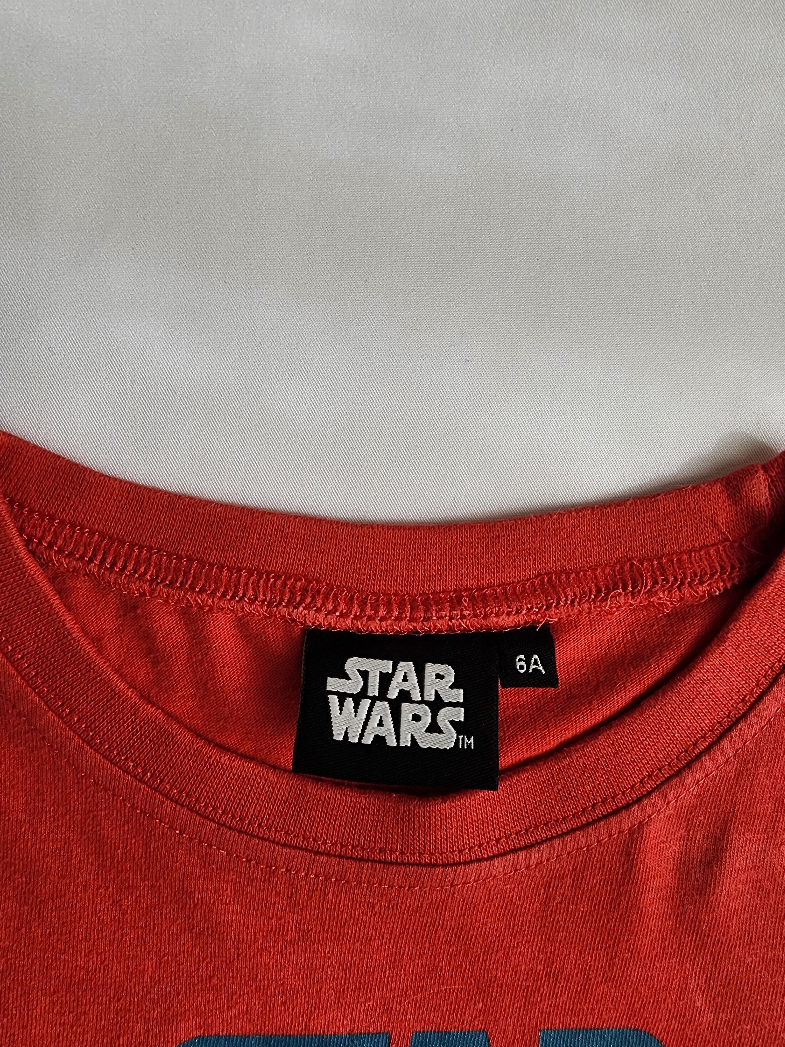 T-shirt Star Wars – Dark Vador – 6 ans – très bon état