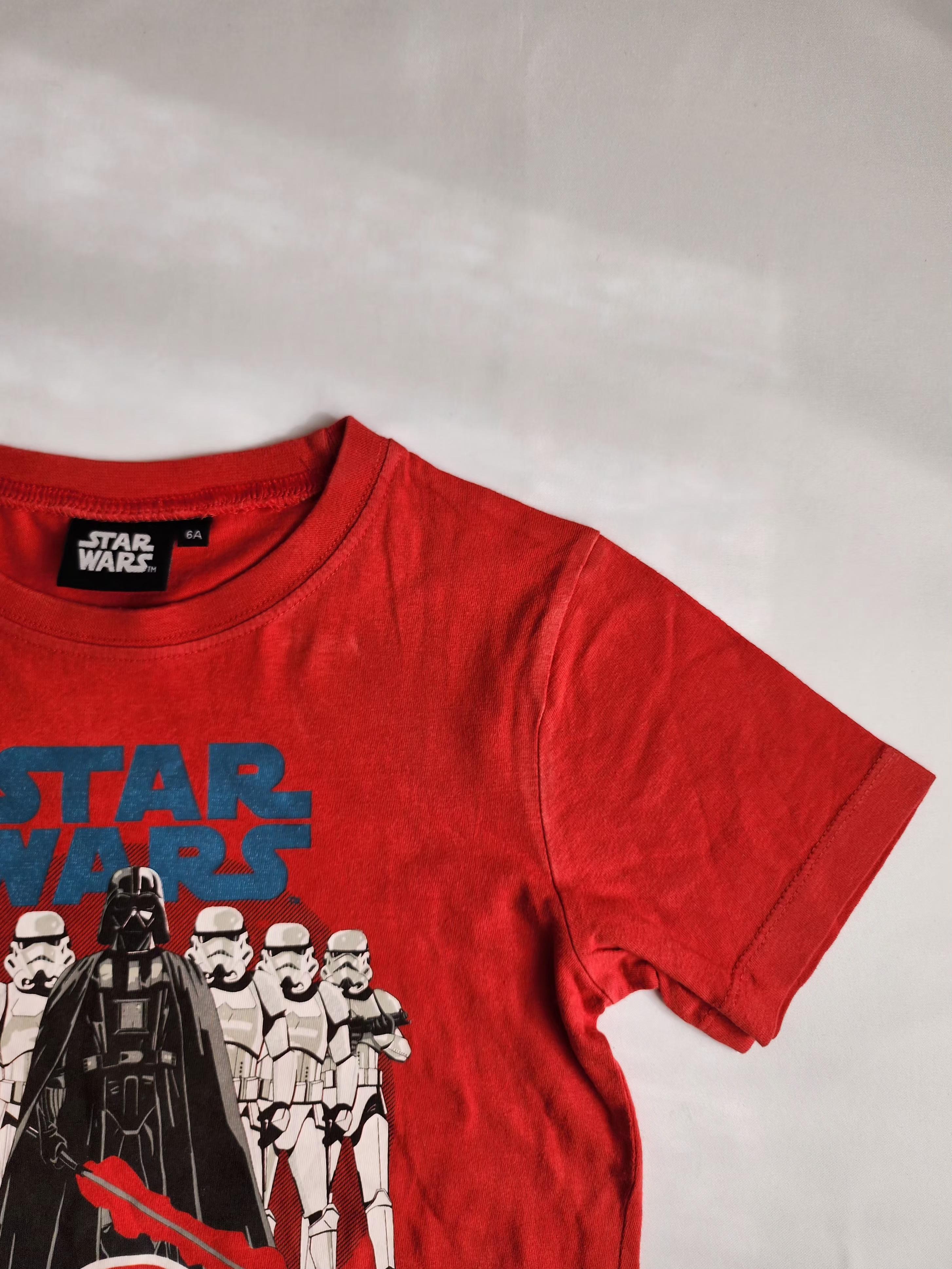 T-shirt Star Wars – Dark Vador – 6 ans – très bon état