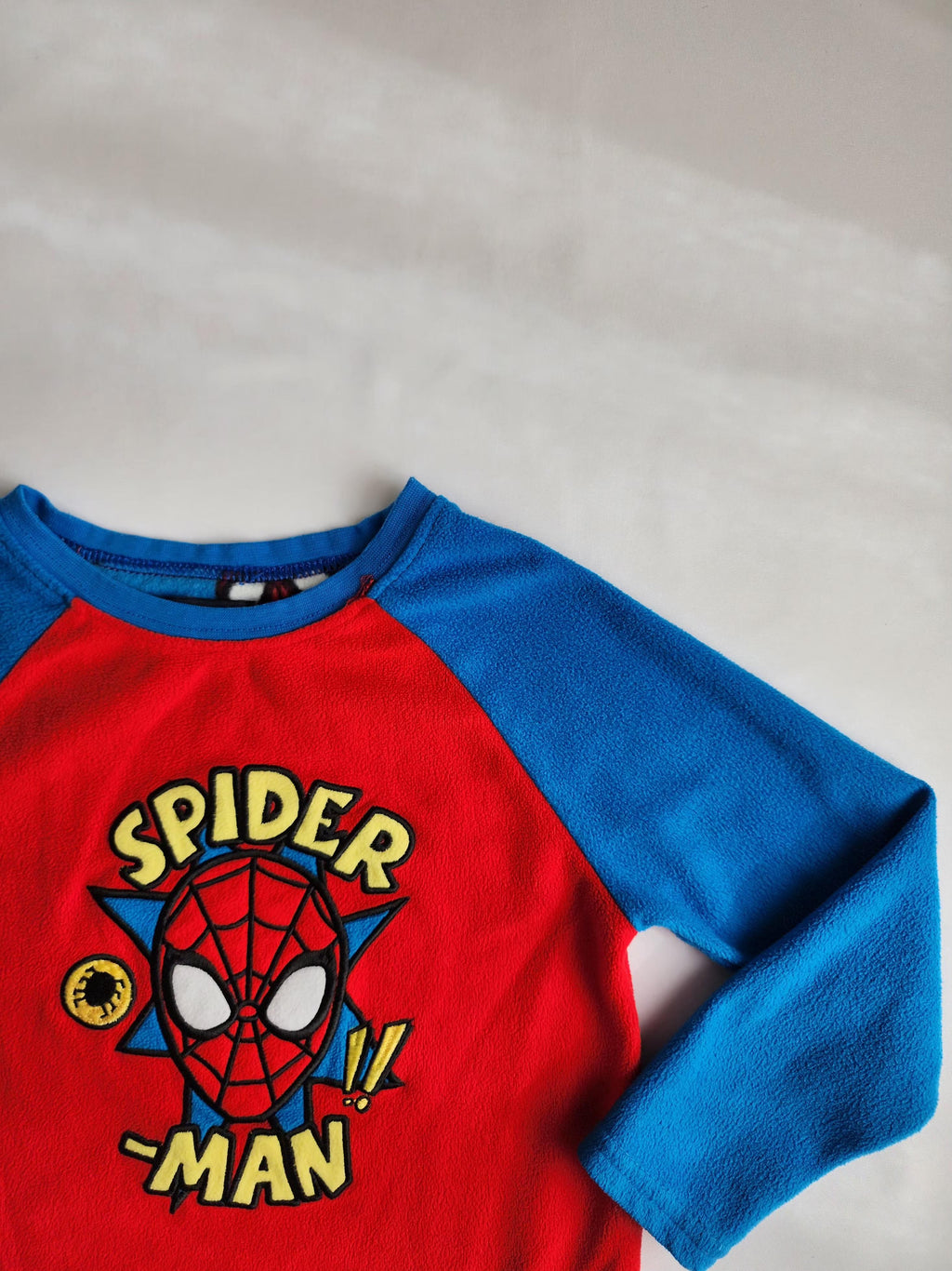 Pull polaire Marvel Spider-Man – 3-4 ans – bon état