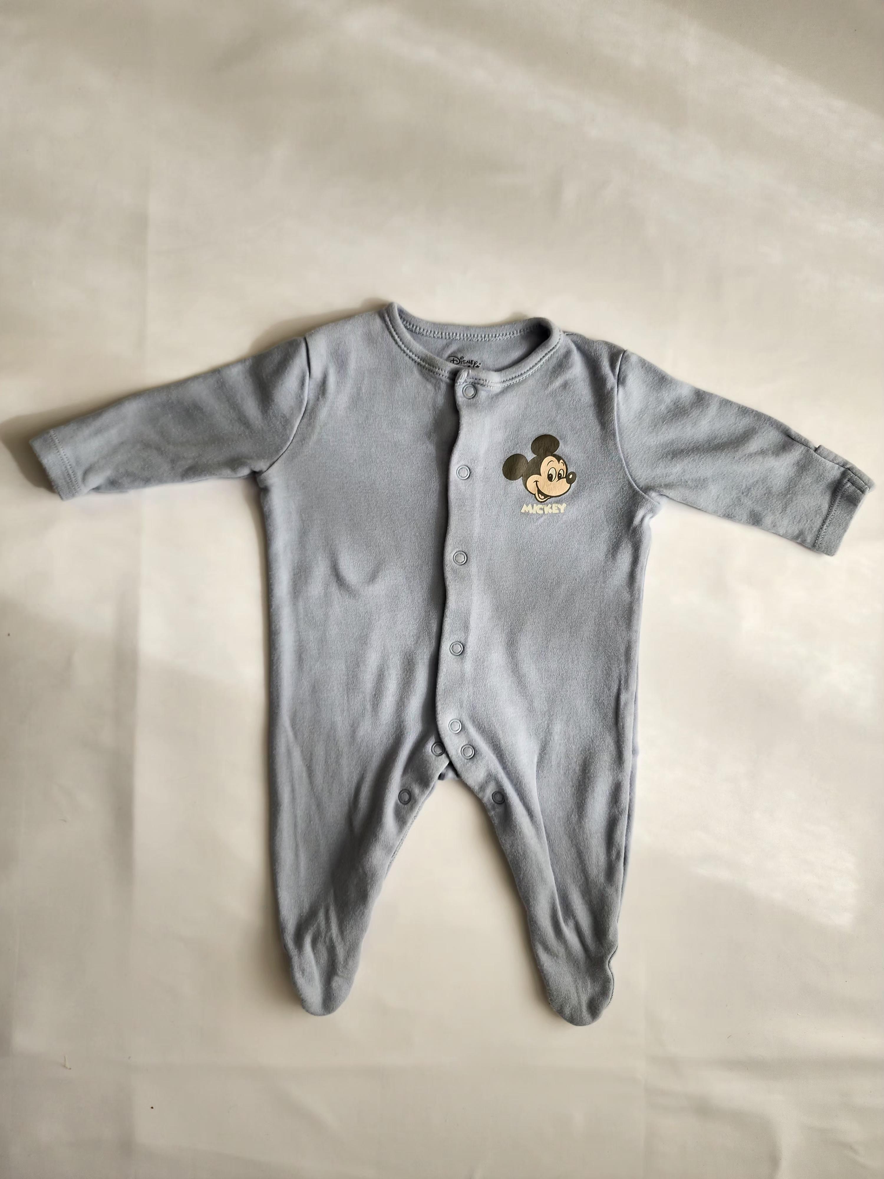 Pyjama Primark x Disney Baby – 0-3 mois – Très bon état