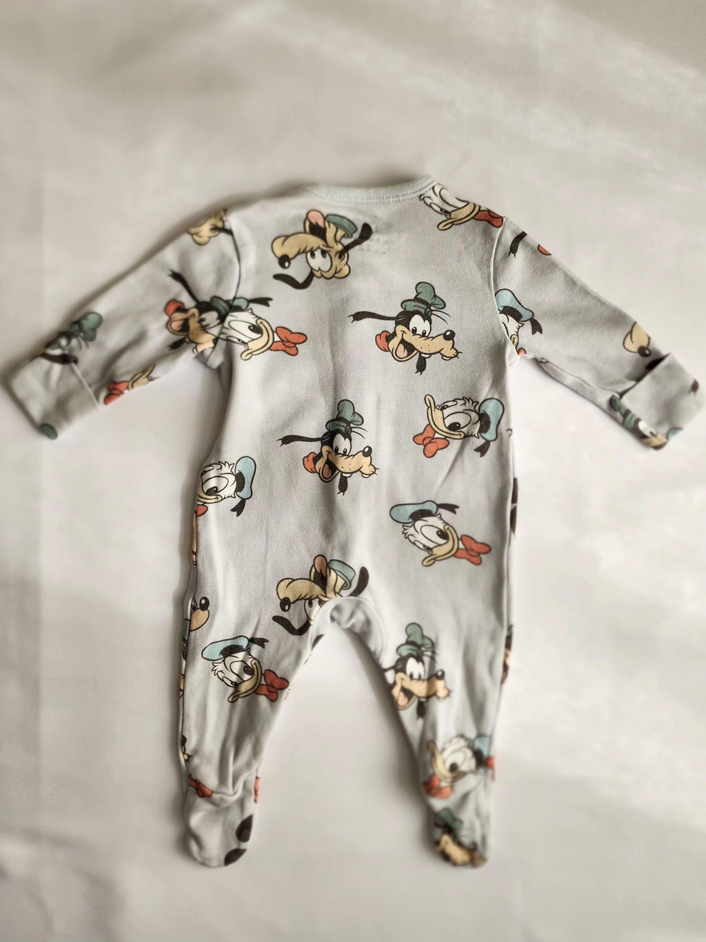 Pyjama Primark x Disney Baby – 0-3 mois – Très bon état