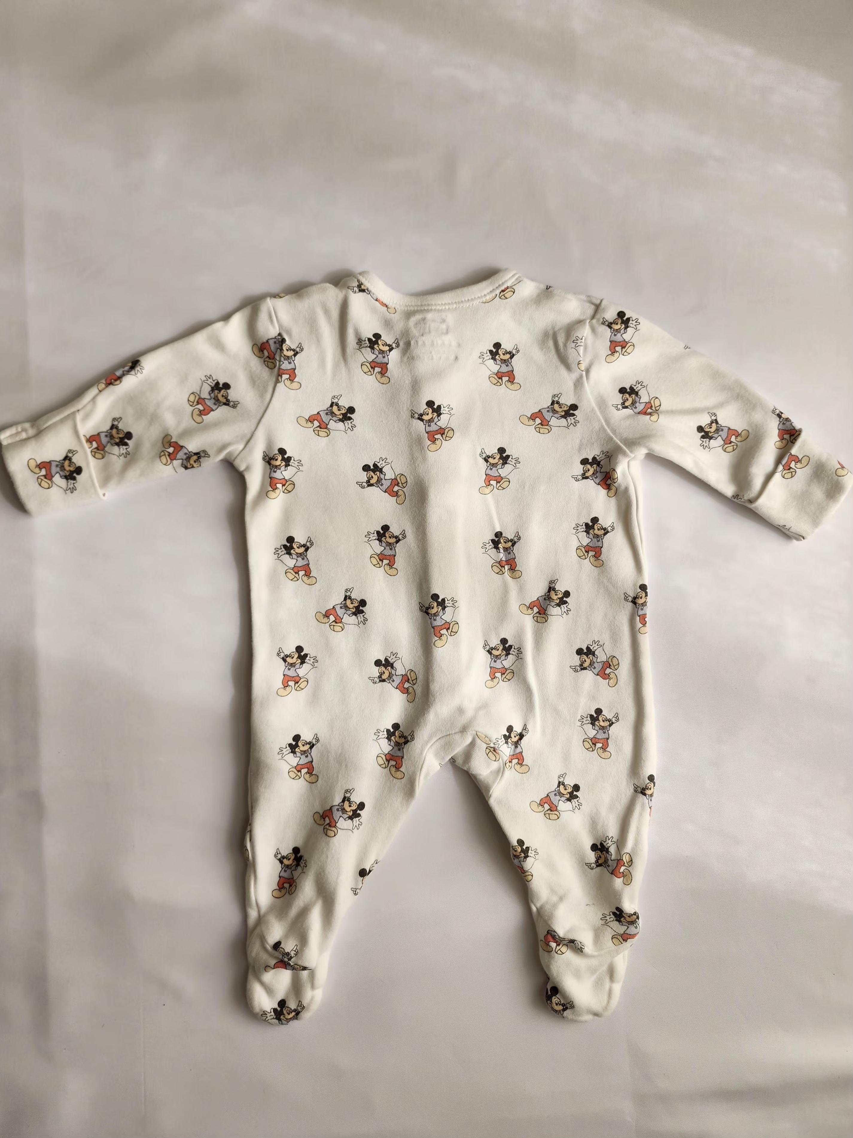 Pyjama Primark x Disney Baby – 0-3 mois – Très bon état