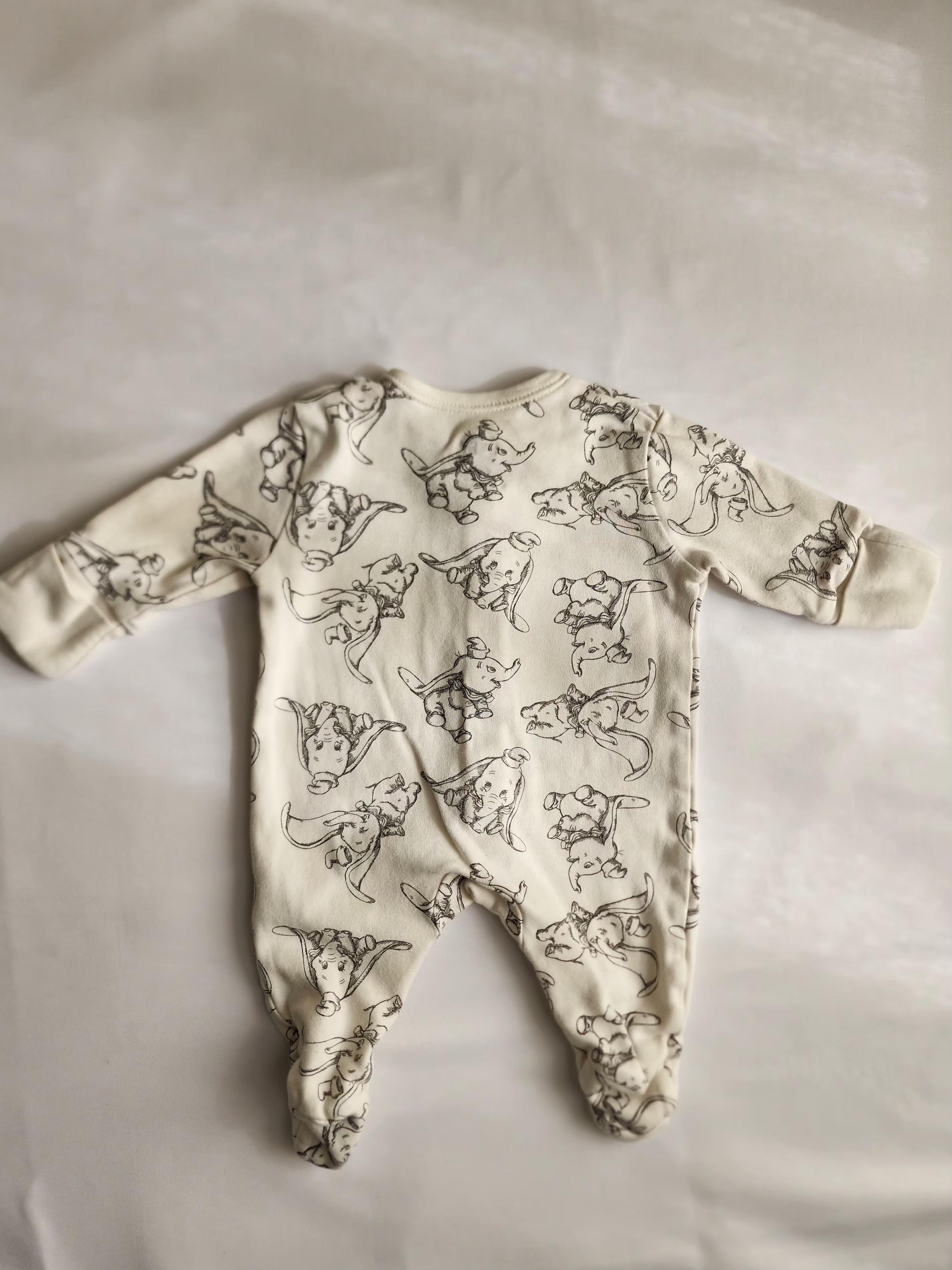 Pyjama Primark x Disney Baby – 0-3 mois – Très bon état