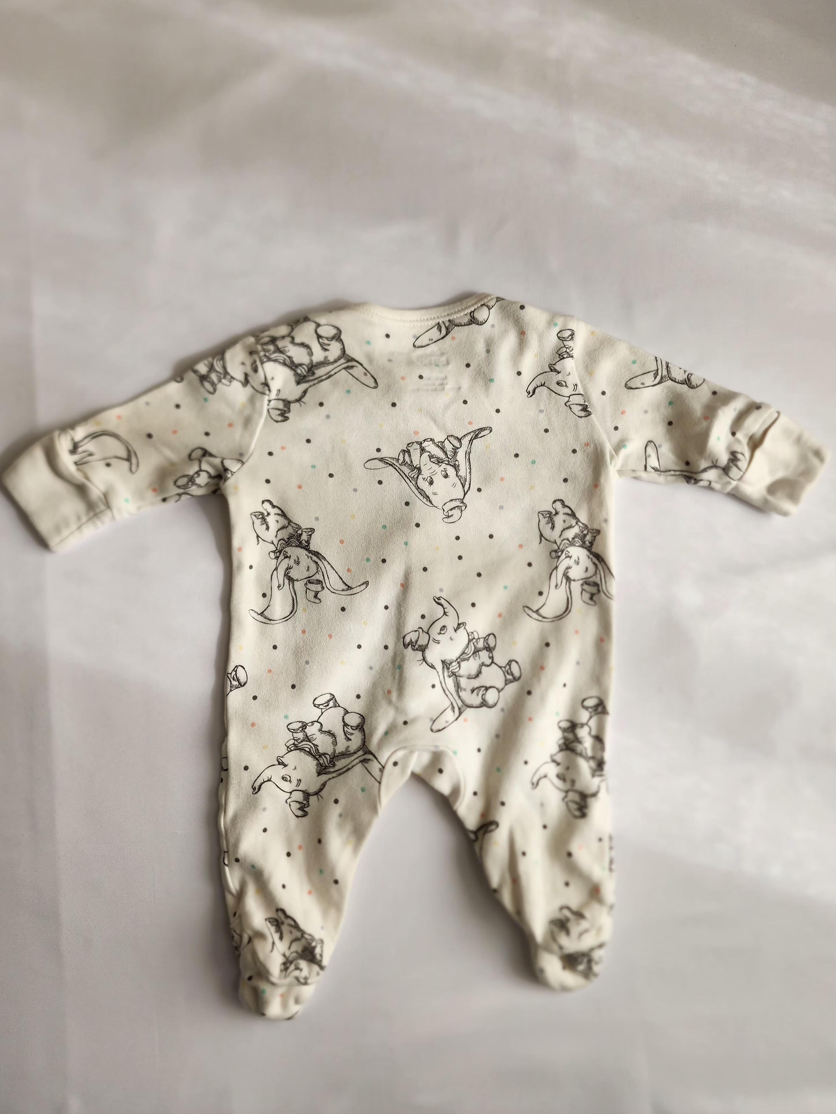 Pyjama Primark x Disney Baby – 0-3 mois – Très bon état