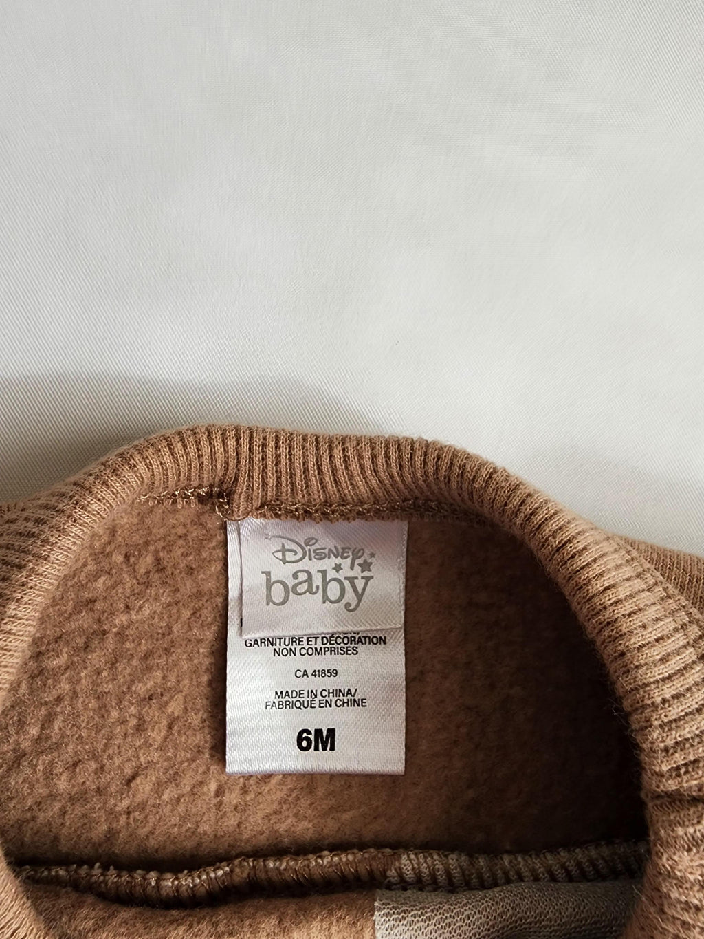 Pull Disney Baby x Mickey – 6 mois – très bon état