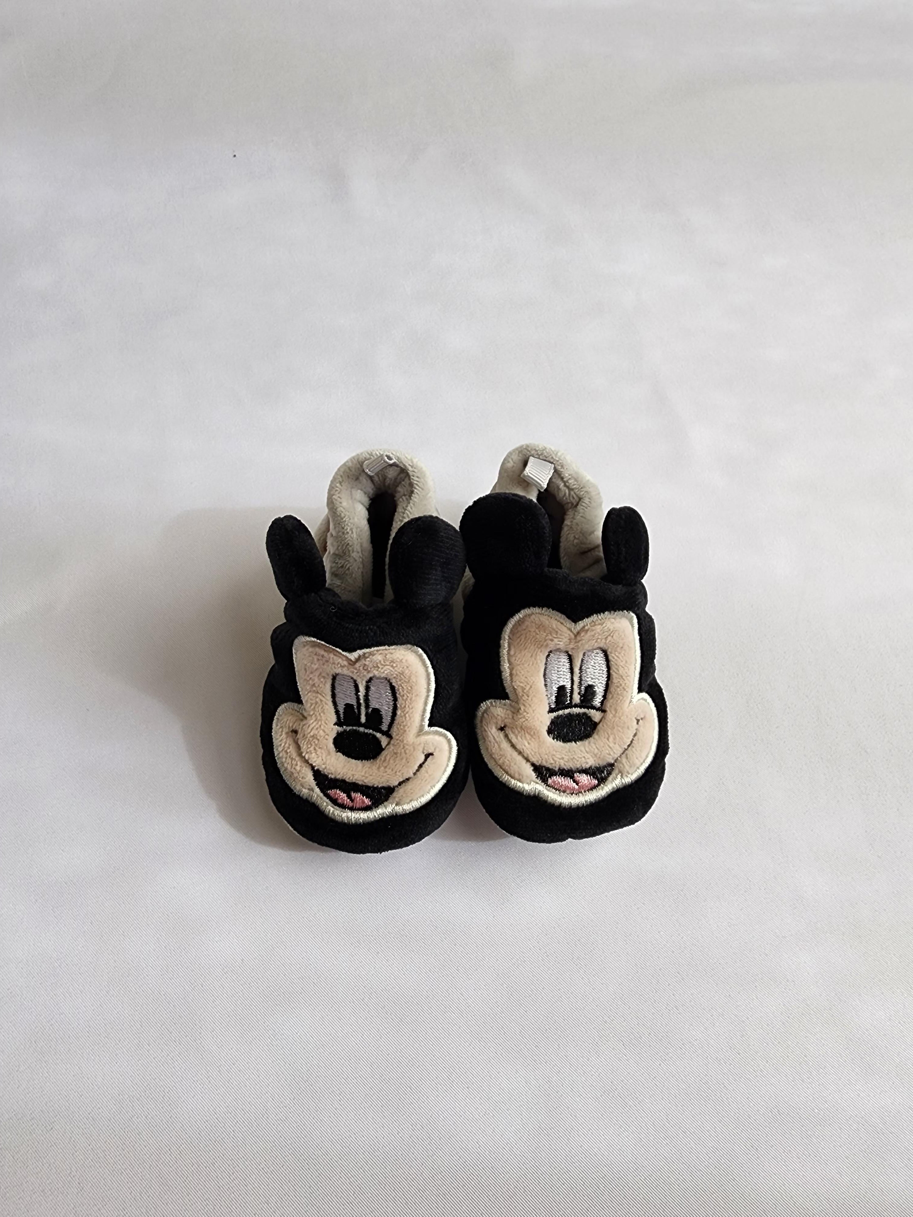 Chaussons bébé Disney baby x Mickey – 11 cm (taille 6-9mois)