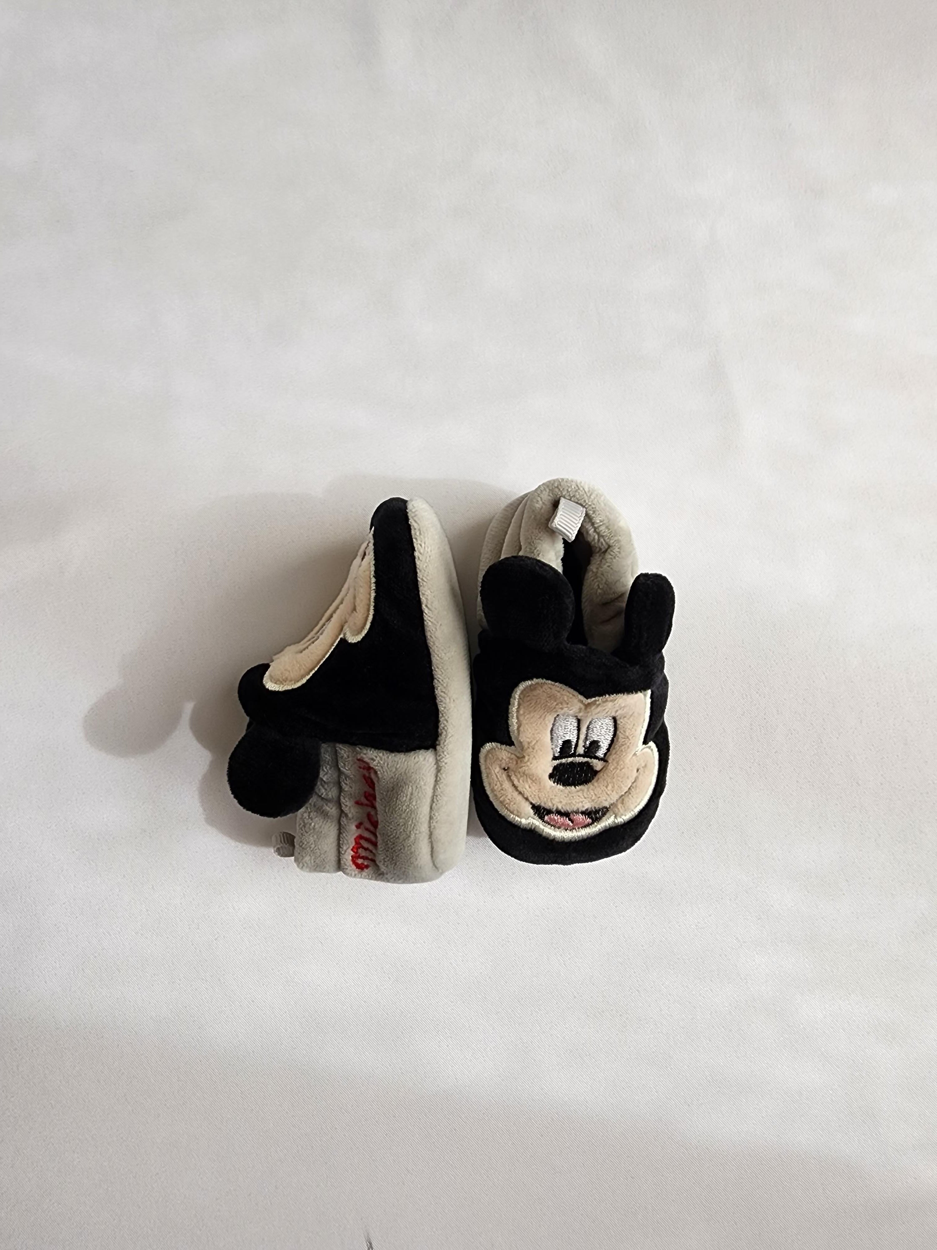 Chaussons bébé Disney baby x Mickey – 11 cm (taille 6-9mois)