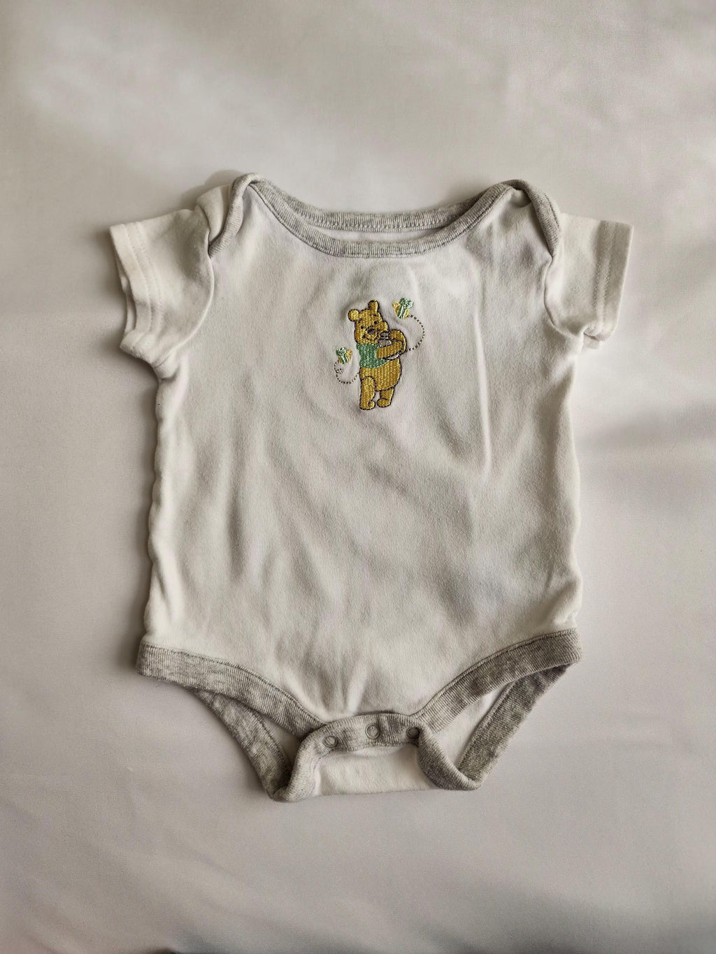 cache-couche Disney Baby Winnie l’Ourson – 0-3 mois – bon état