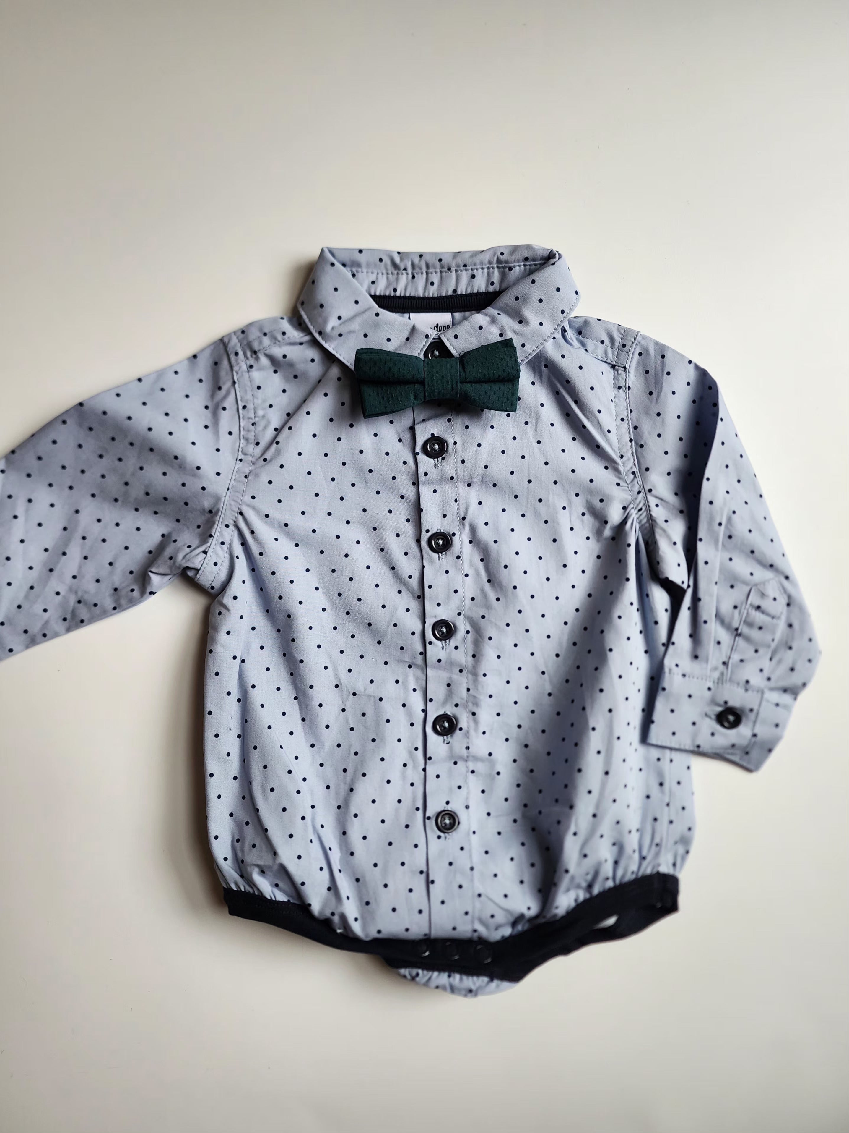 Chemise-body Dopo Dop nœud papillon détachable – 4/6 mois (68 cm) – Très bon état