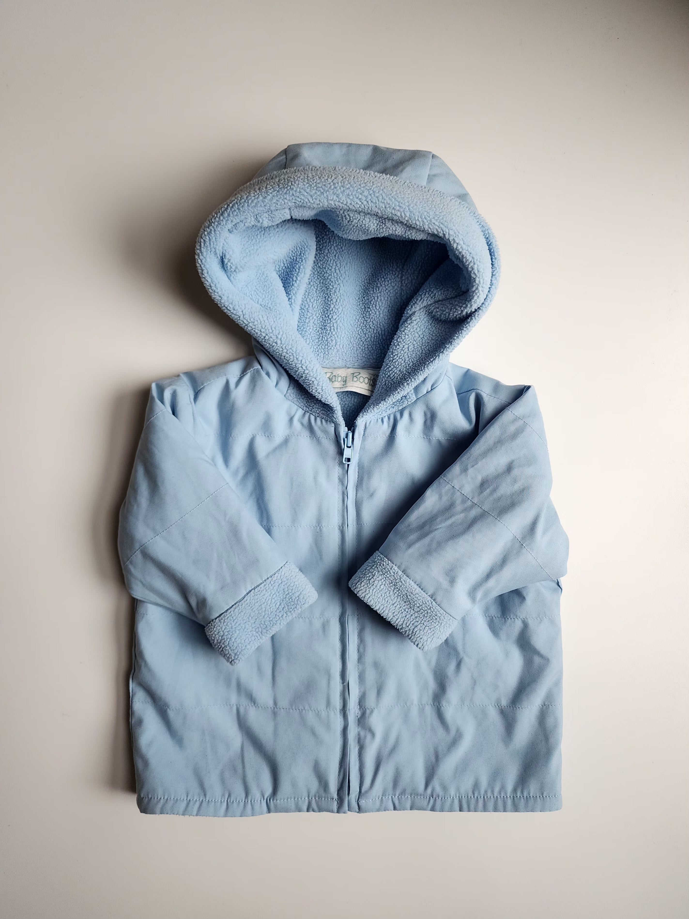 Blouson coupe-vent polaire – Bleu clair – 6 mois – Très bon état