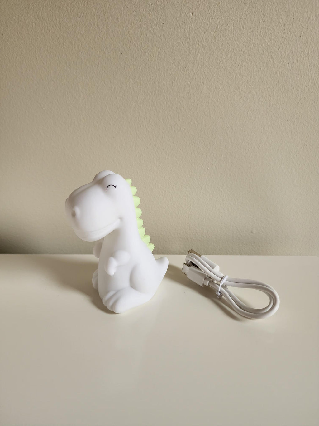 Mini veilleuse dinosaure – Très bon état – Avec pile