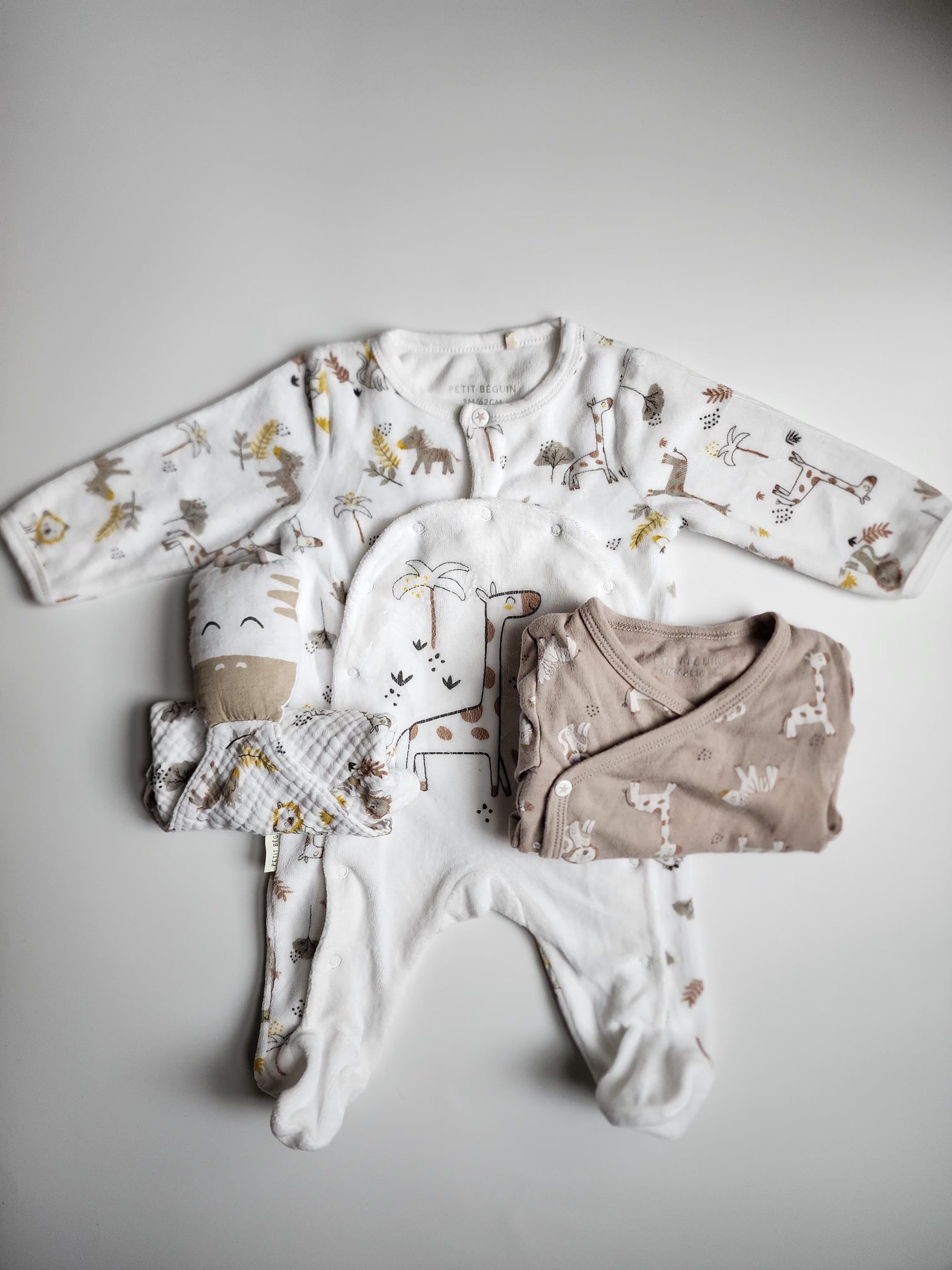 Lot 3 pièces Petit Béguin – 3 mois – Très bon état