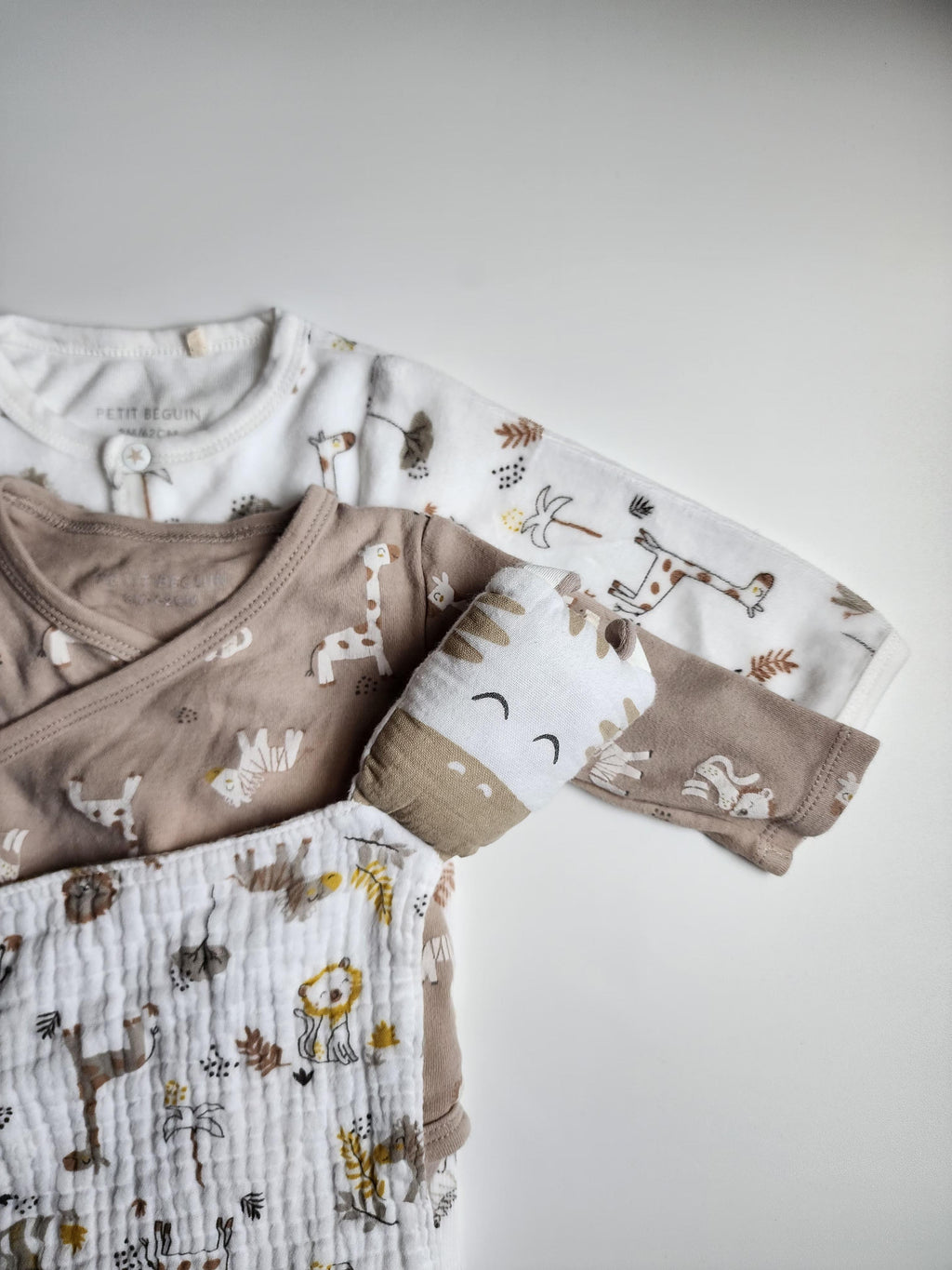 Lot 3 pièces Petit Béguin – 3 mois – Très bon état