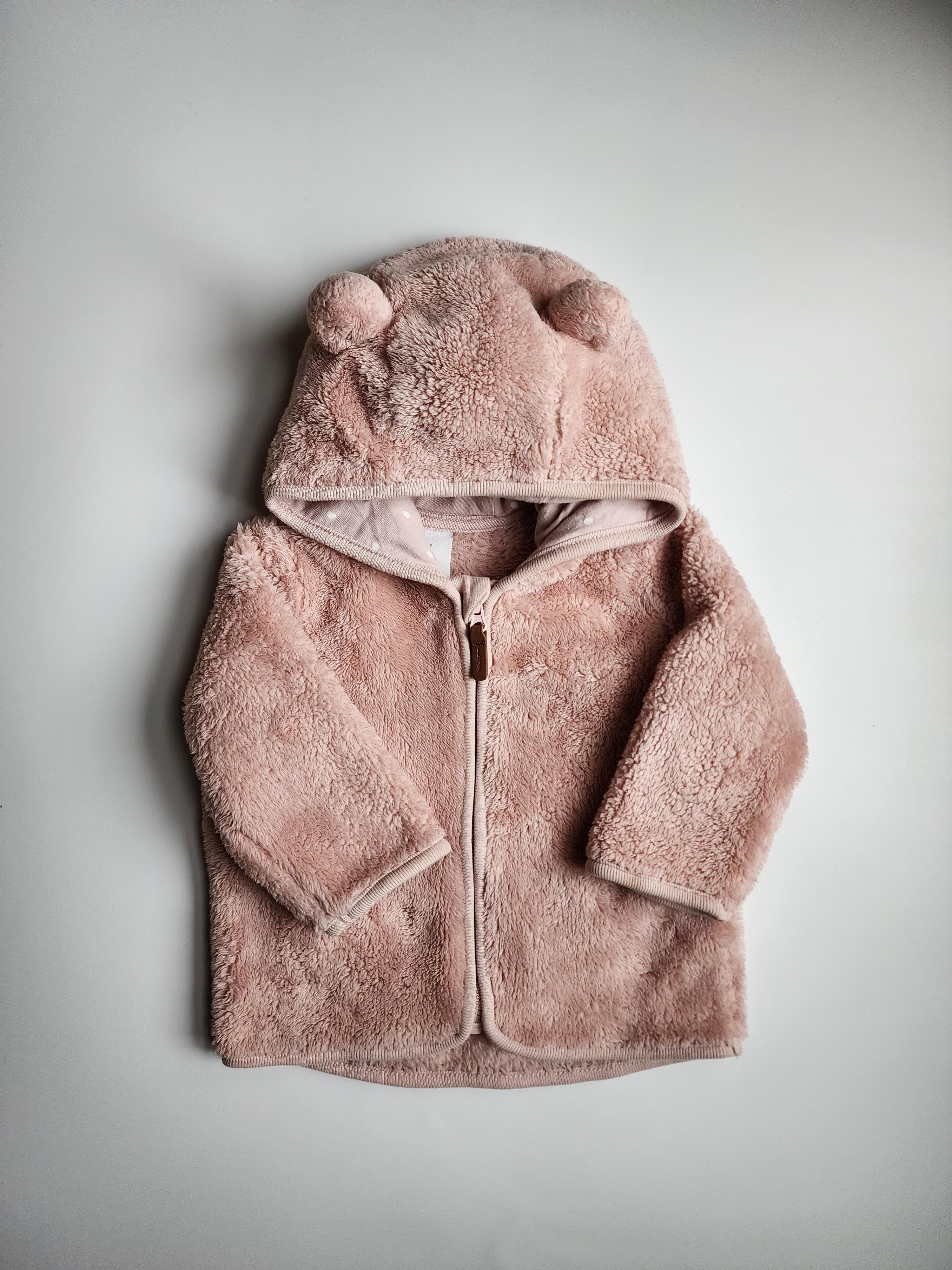 Veste polaire H&M – 2-4 mois – Rose poudré – Avec capuche – Très bon état
