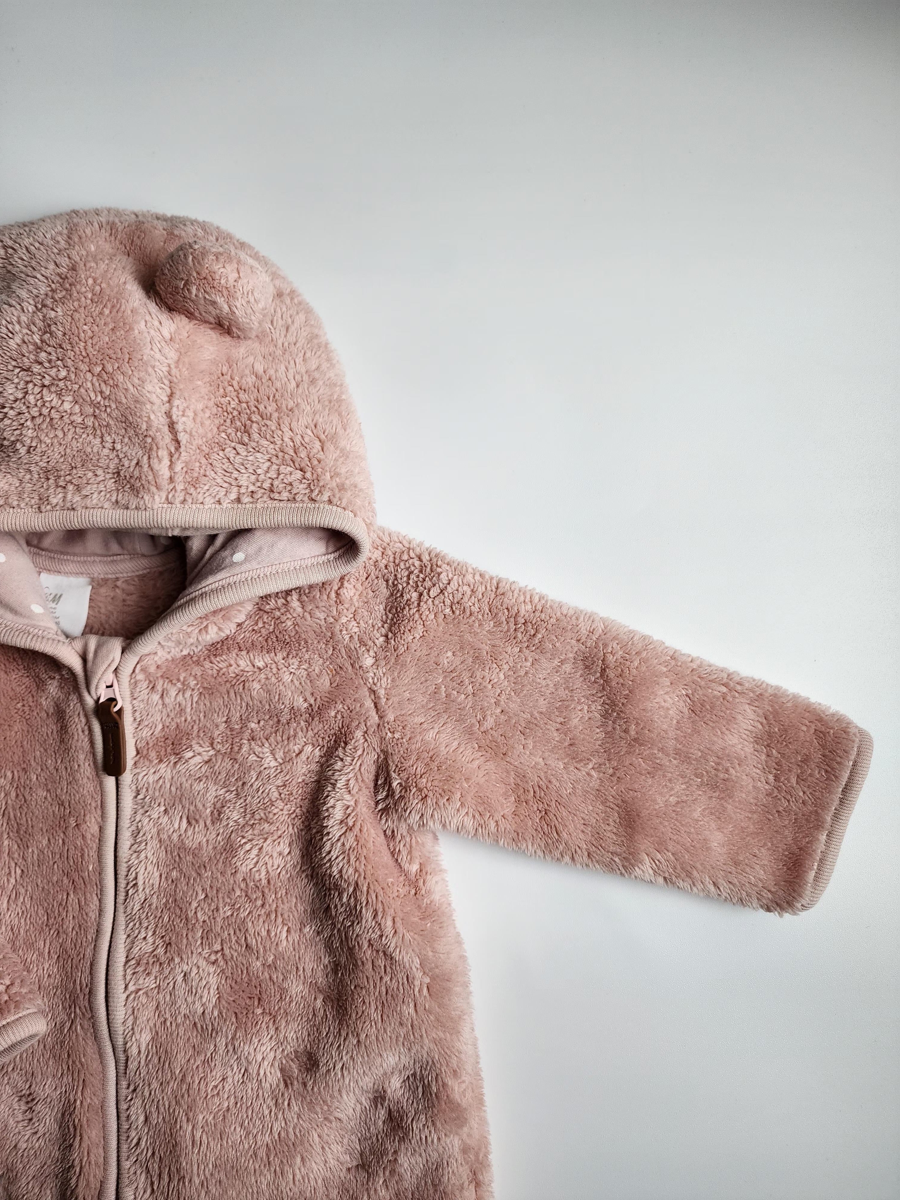 Veste polaire H&M – 2-4 mois – Rose poudré – Avec capuche – Très bon état