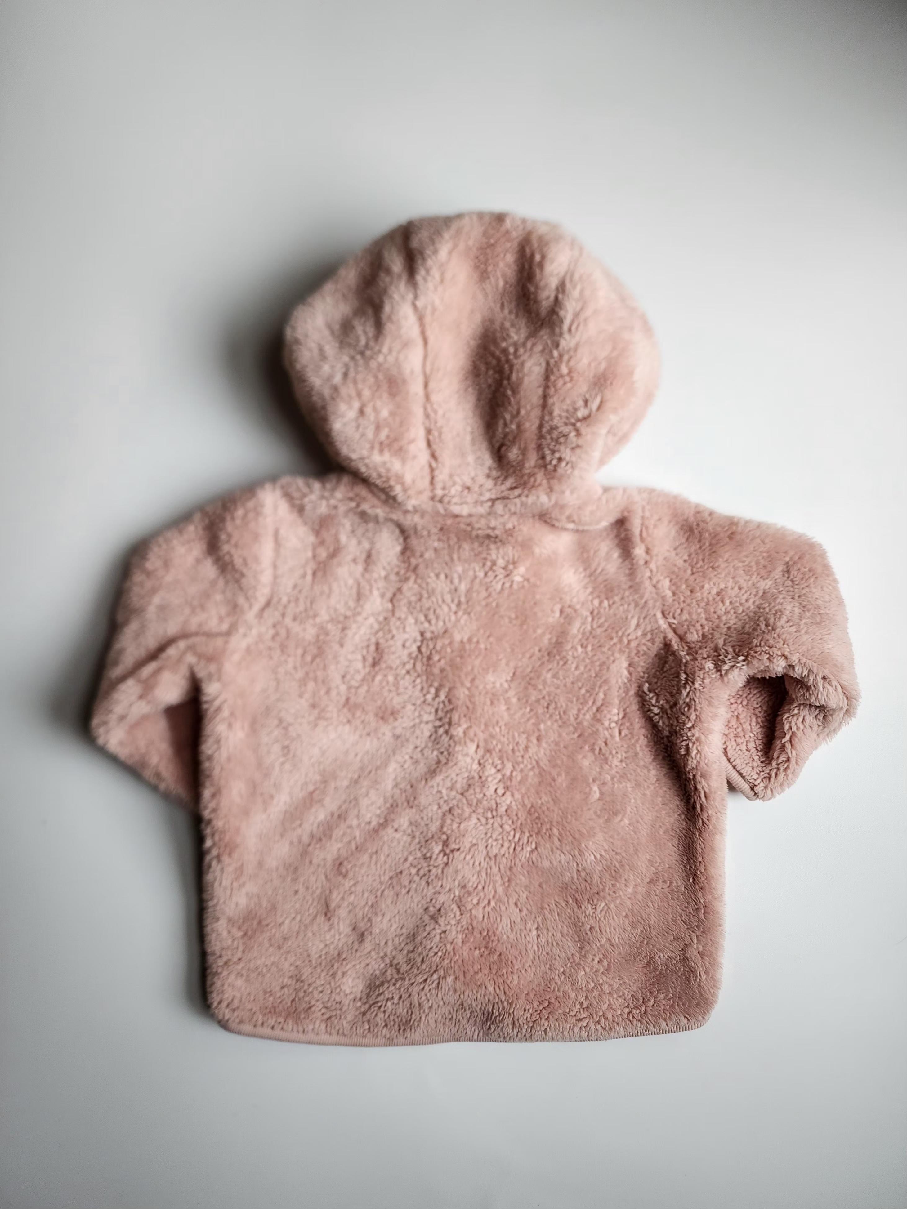 Veste polaire H&M – 2-4 mois – Rose poudré – Avec capuche – Très bon état
