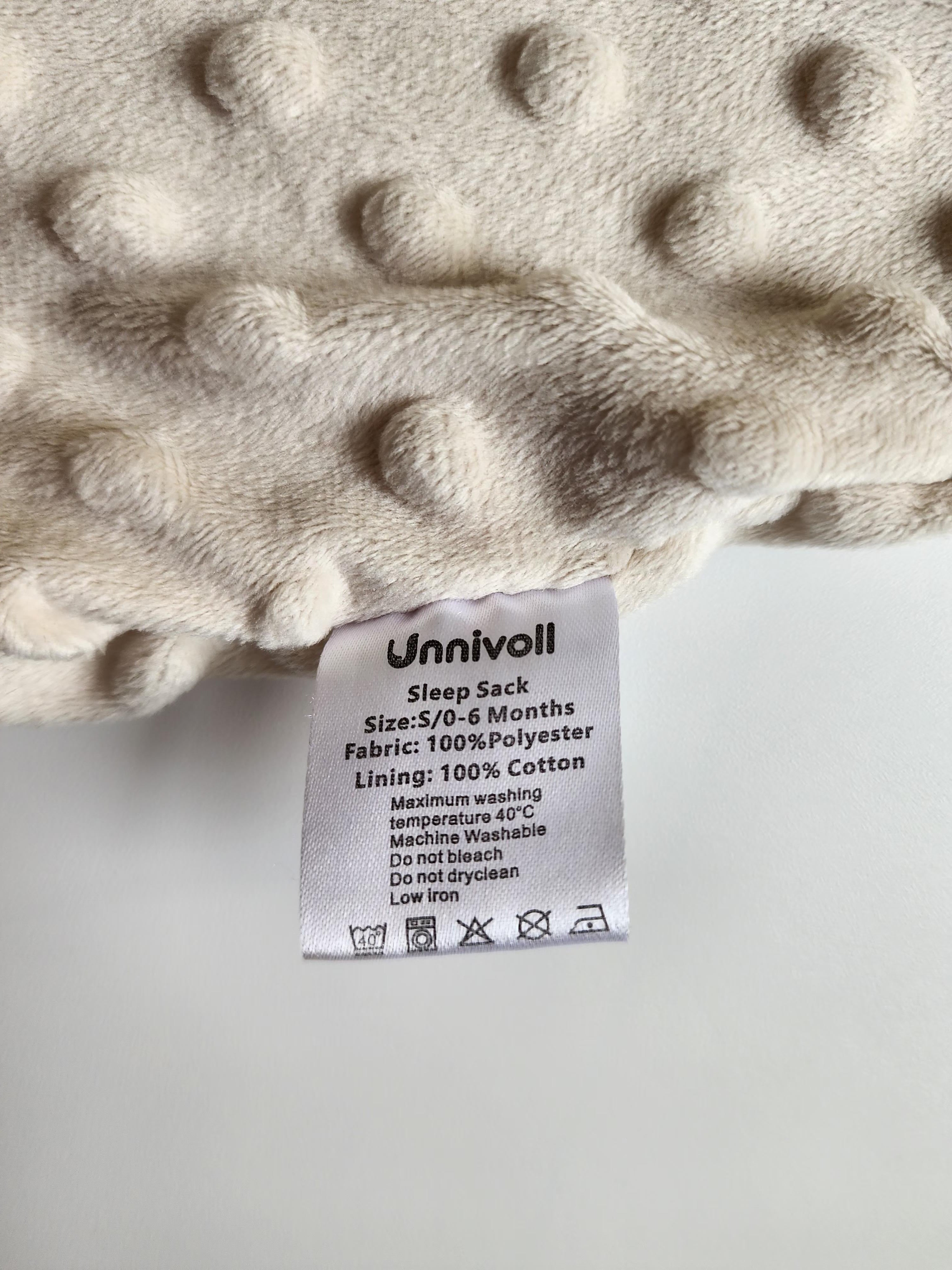 Lot de 2 gigoteuses Unnivoll bébé 1,5 tog – 0-6 mois – Très bon état