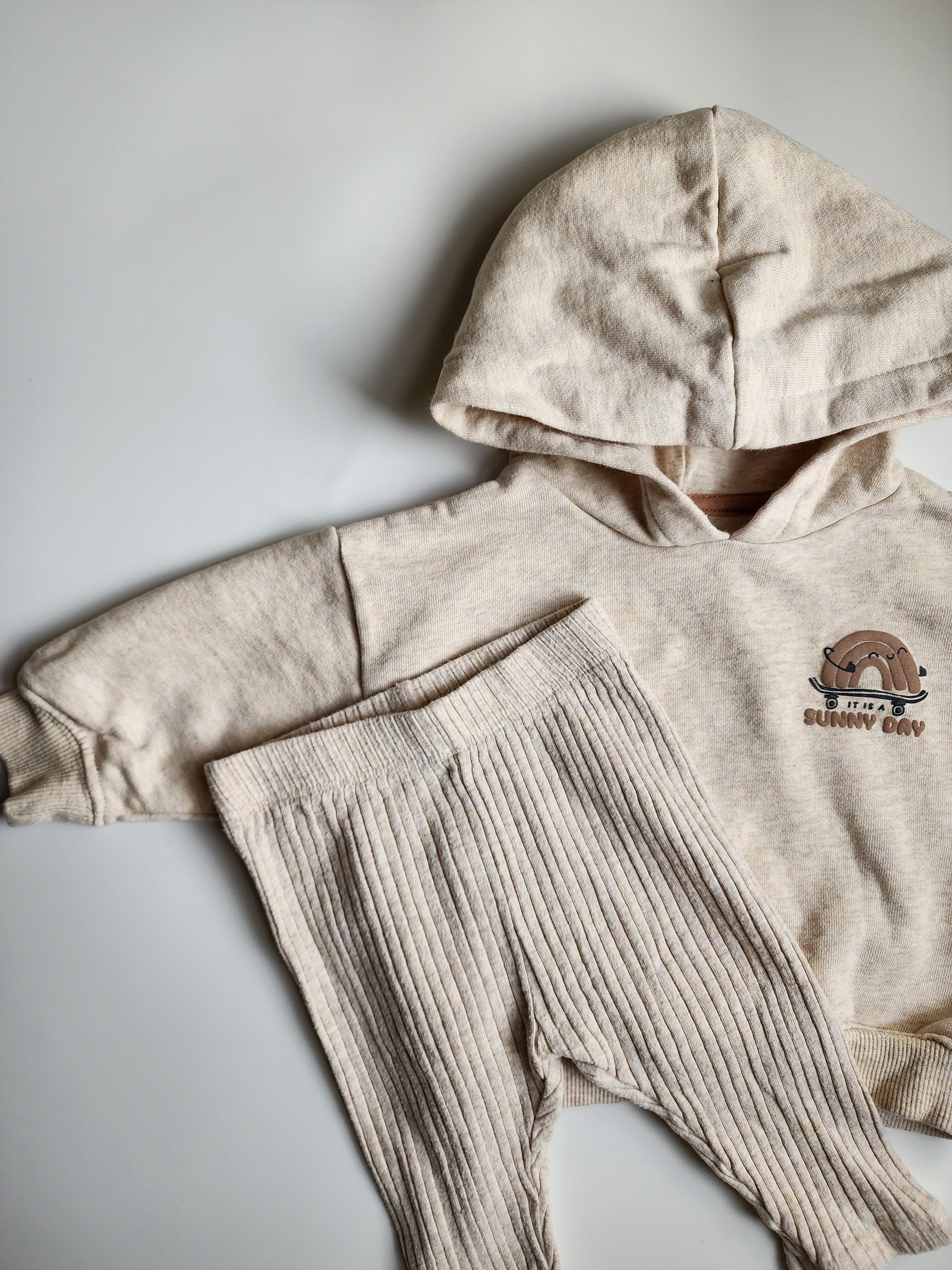 Ensemble Kiabi – 6 mois – Beige – Très bon état