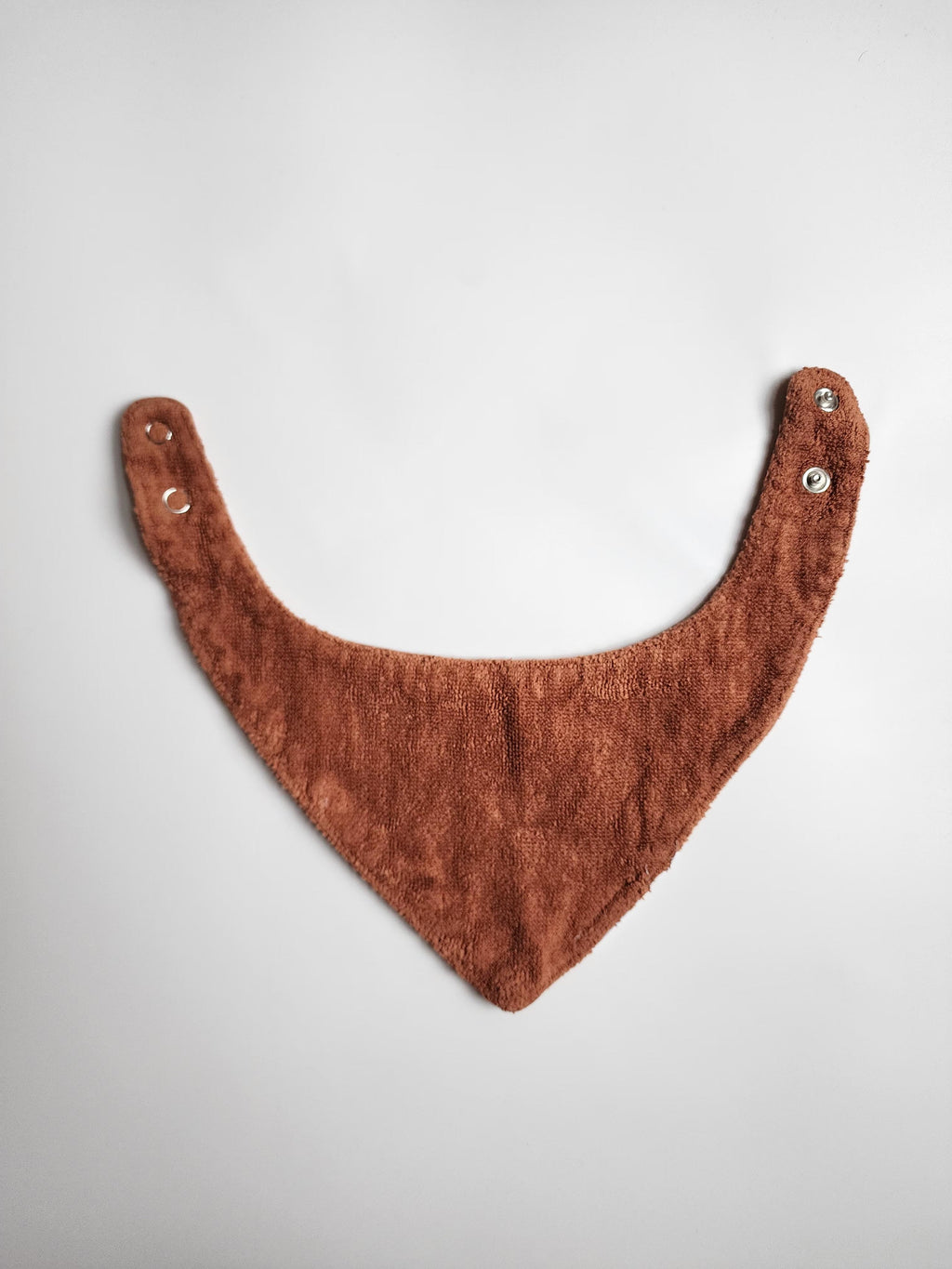 Bavoir Parachute – Marron à pois blancs – Pressions – Bon état