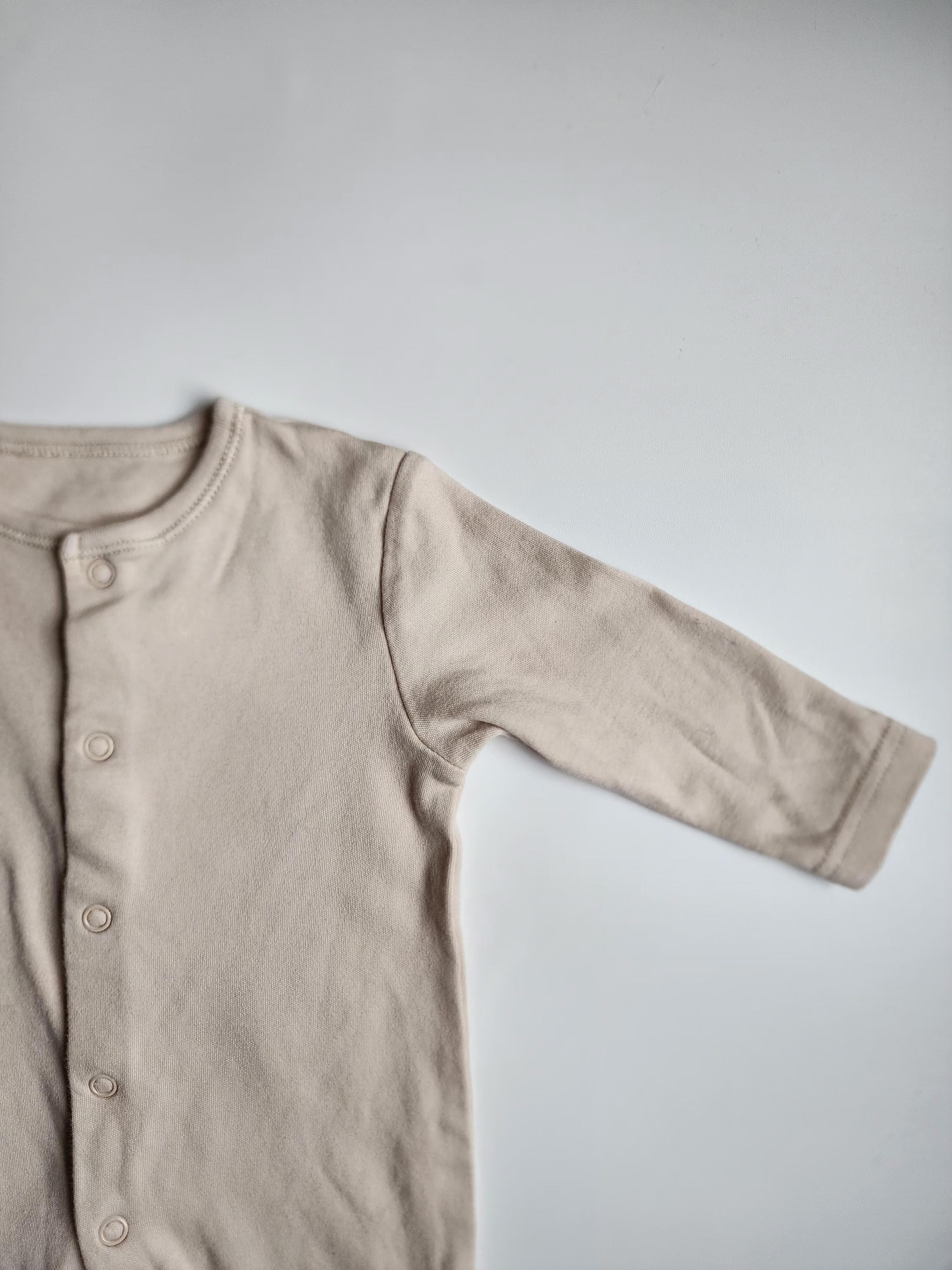 Pyjama Primark – 3-6 mois – Beige uni – Très bon état