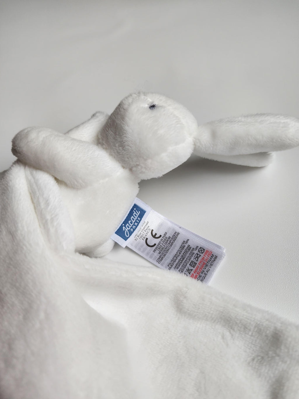 Doudou Jacadi – Blanc – Très bon état