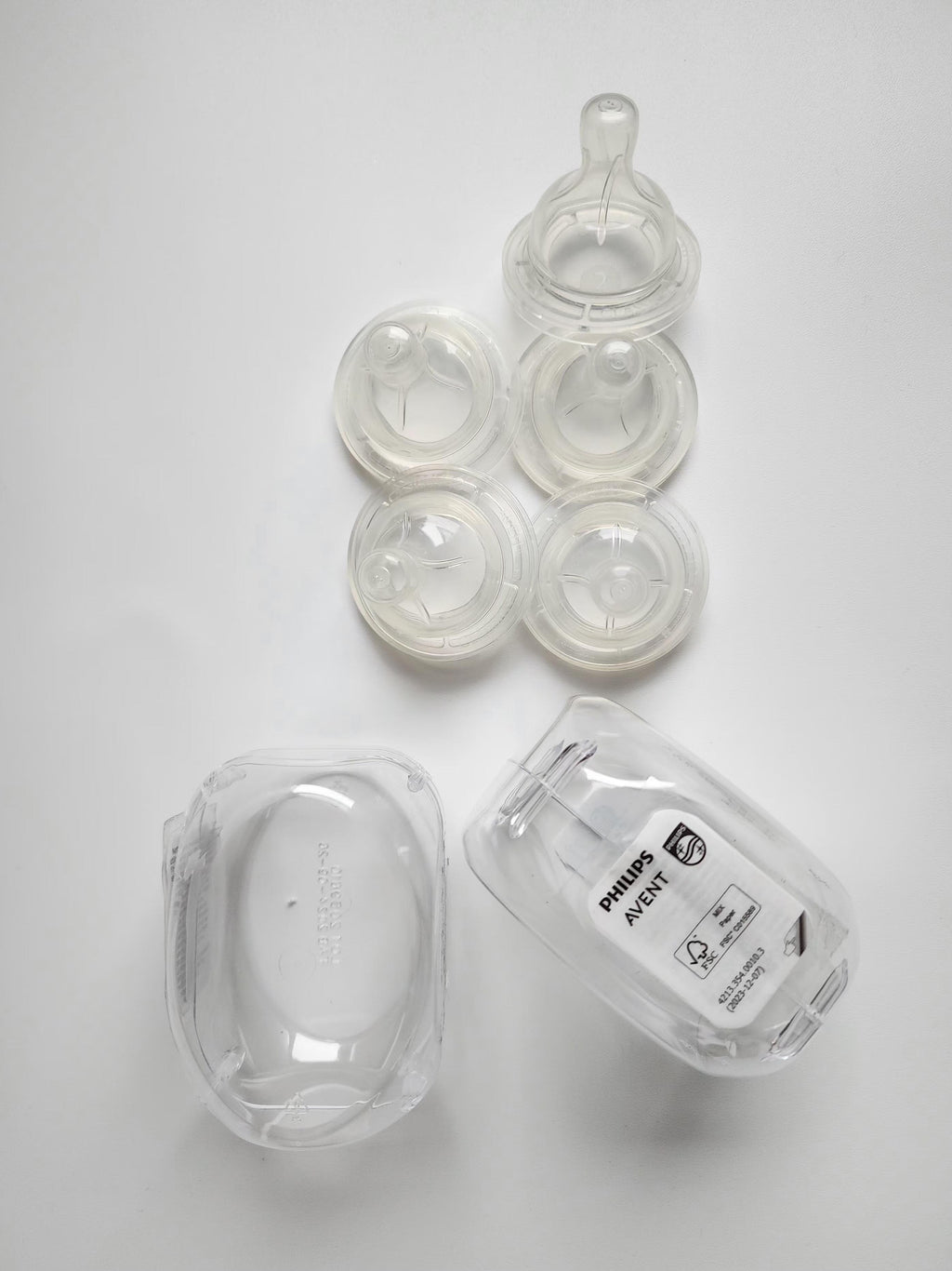 Lot de 5 tétines de biberons Philips Avent – Taille 2 – Très bon état