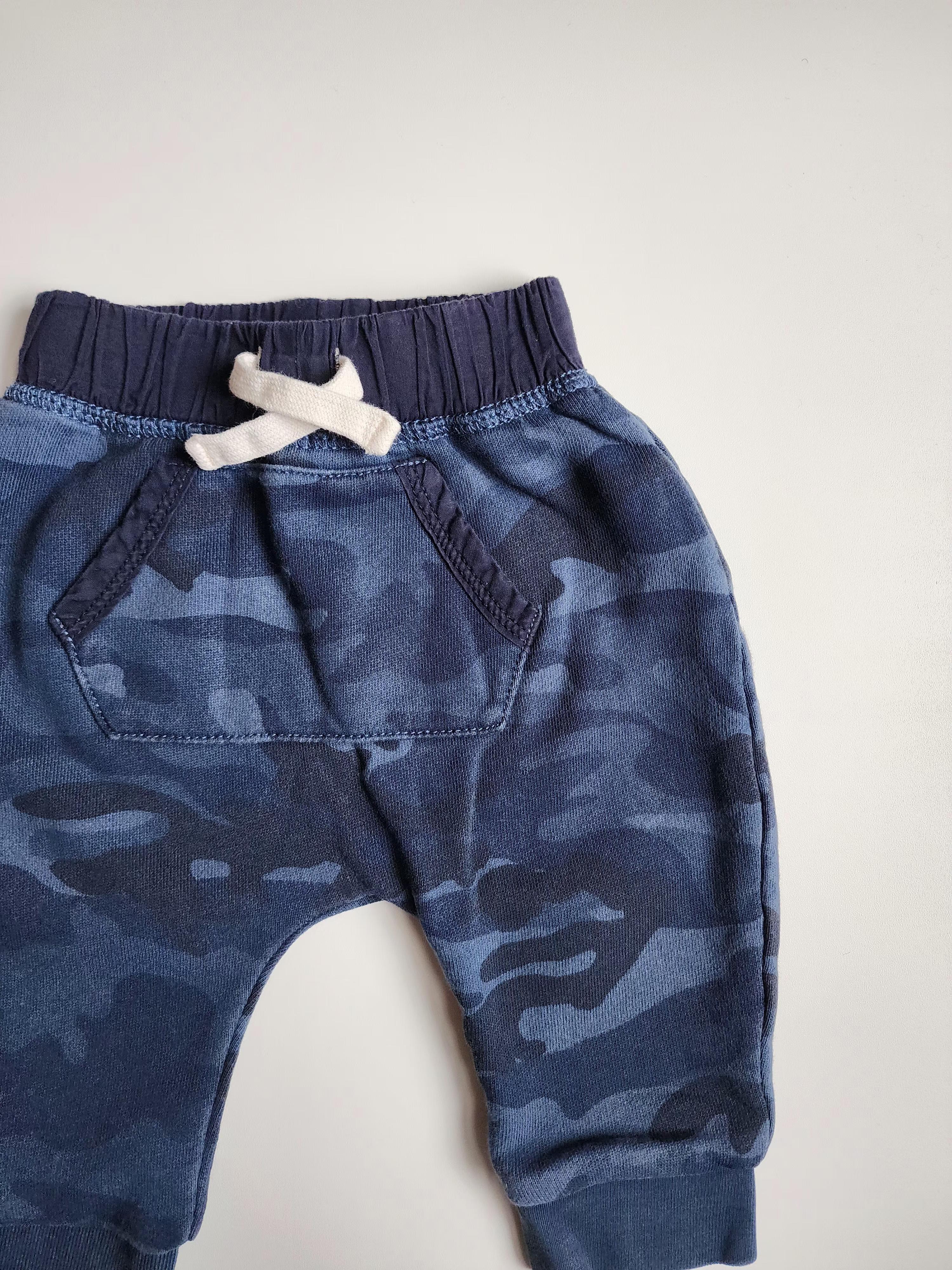 Pantalon BabyGap – 3-6 mois – Très bon état