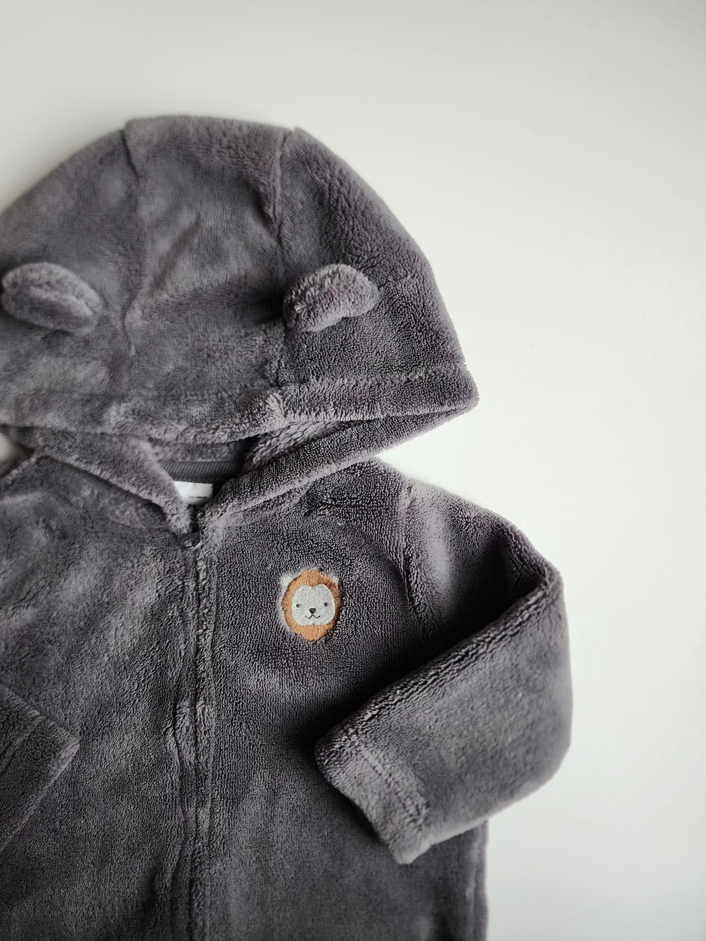 Veste à capuche polaire Carter's – 3–6 mois – Très bon état