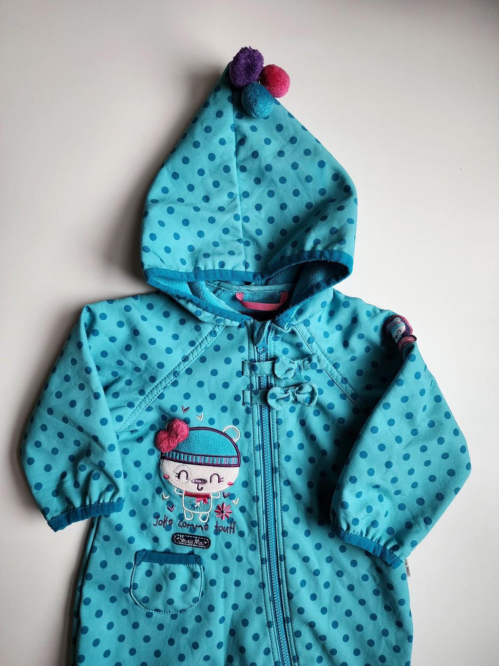 Combinaison coupe-vent Sourismini – 3–6 mois – Intérieur polaire léger – bon état