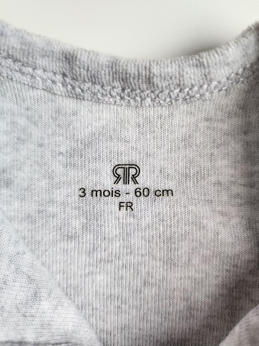 Pyjama velours gris RR – 3 mois – Trés bon état