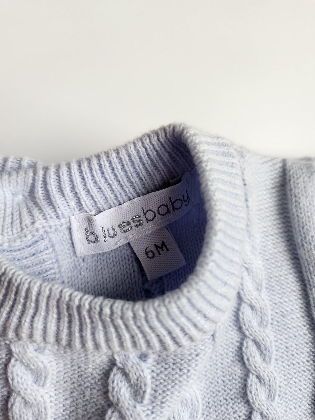 Combinaison tricot + bonnet Bluesbaby – 6 mois – État neuf