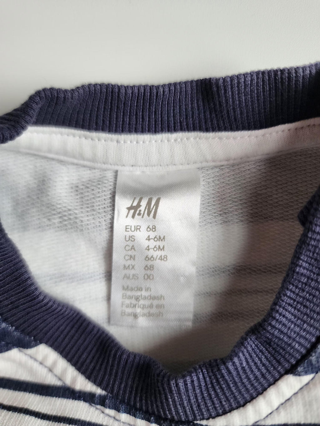 Pull H&M – 4–6 mois – Très bon état