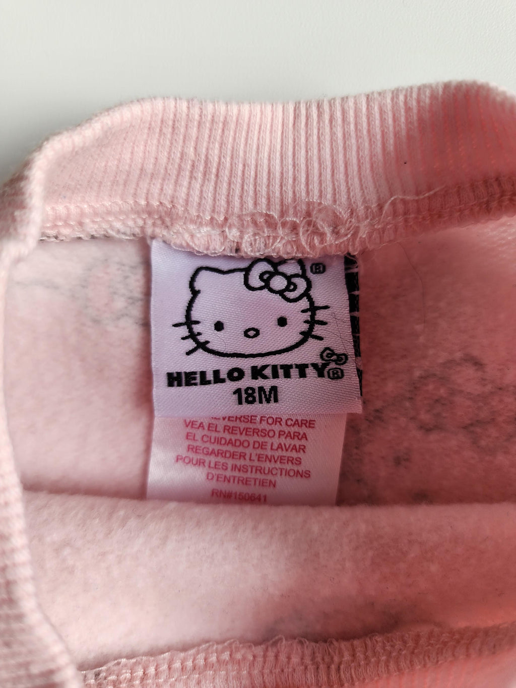Pull Hello Kitty – 18 mois – Bon état