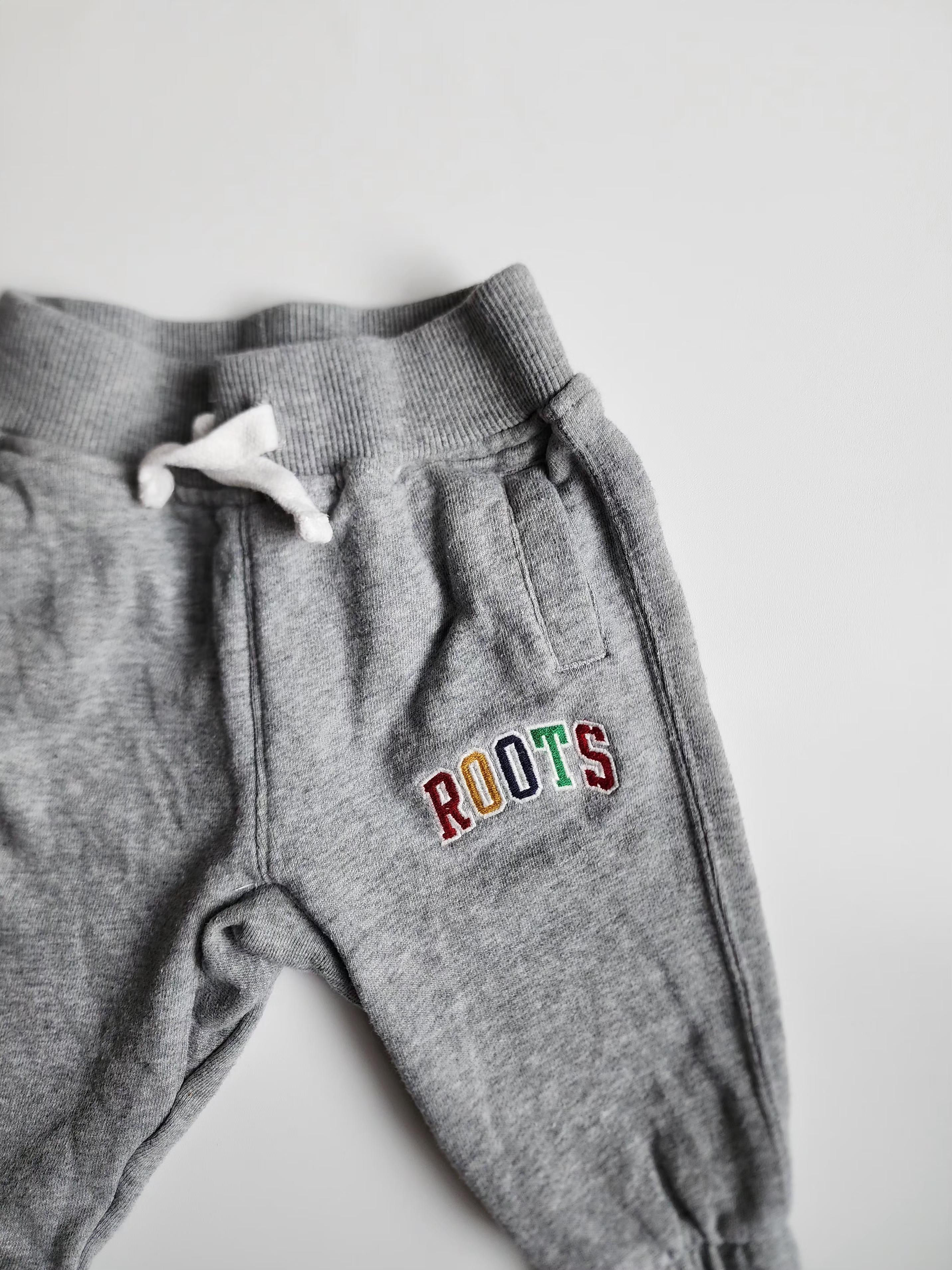 Pantalon Roots – 3‑6 mois – Bon état