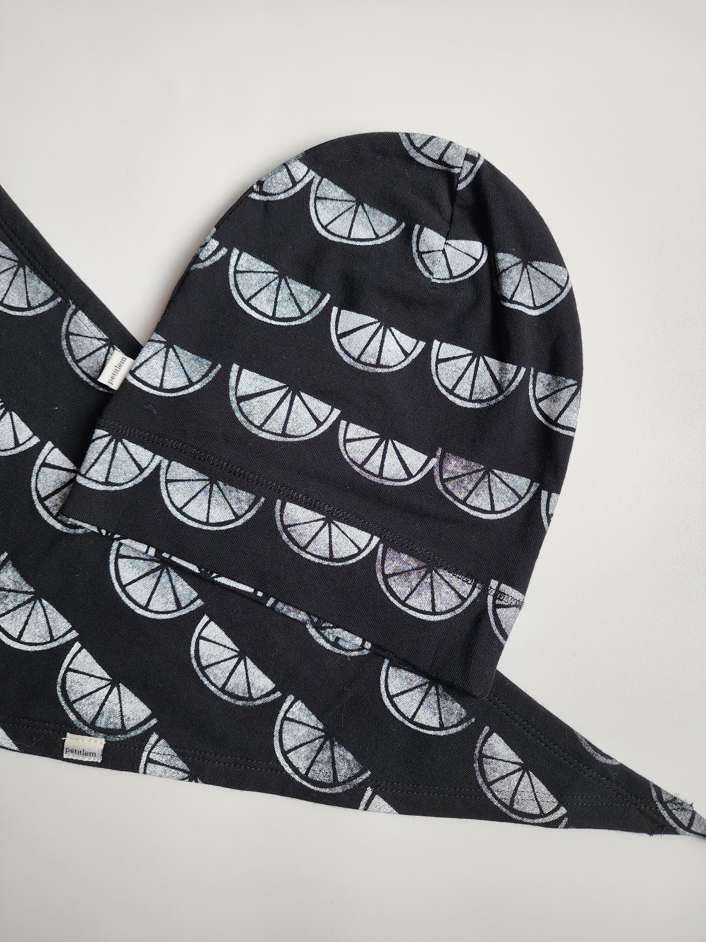 Petit Lem – Lot de 2 pièces bonnet + bavoir – 18-24 mois – État neuf