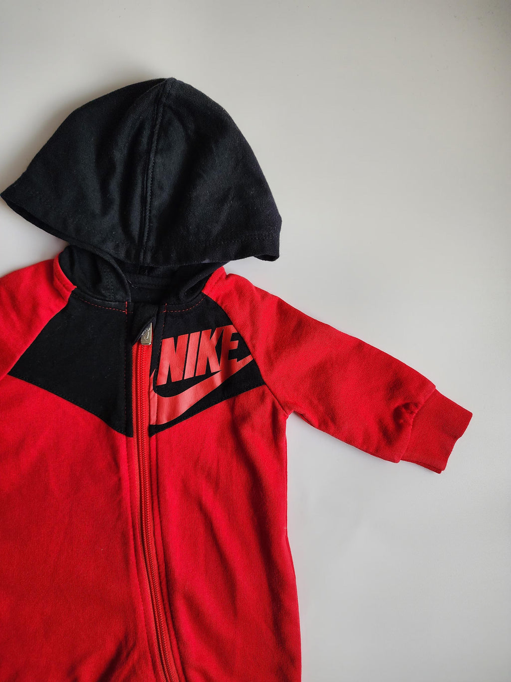 Combinaison Nike – 3 mois – très bon état