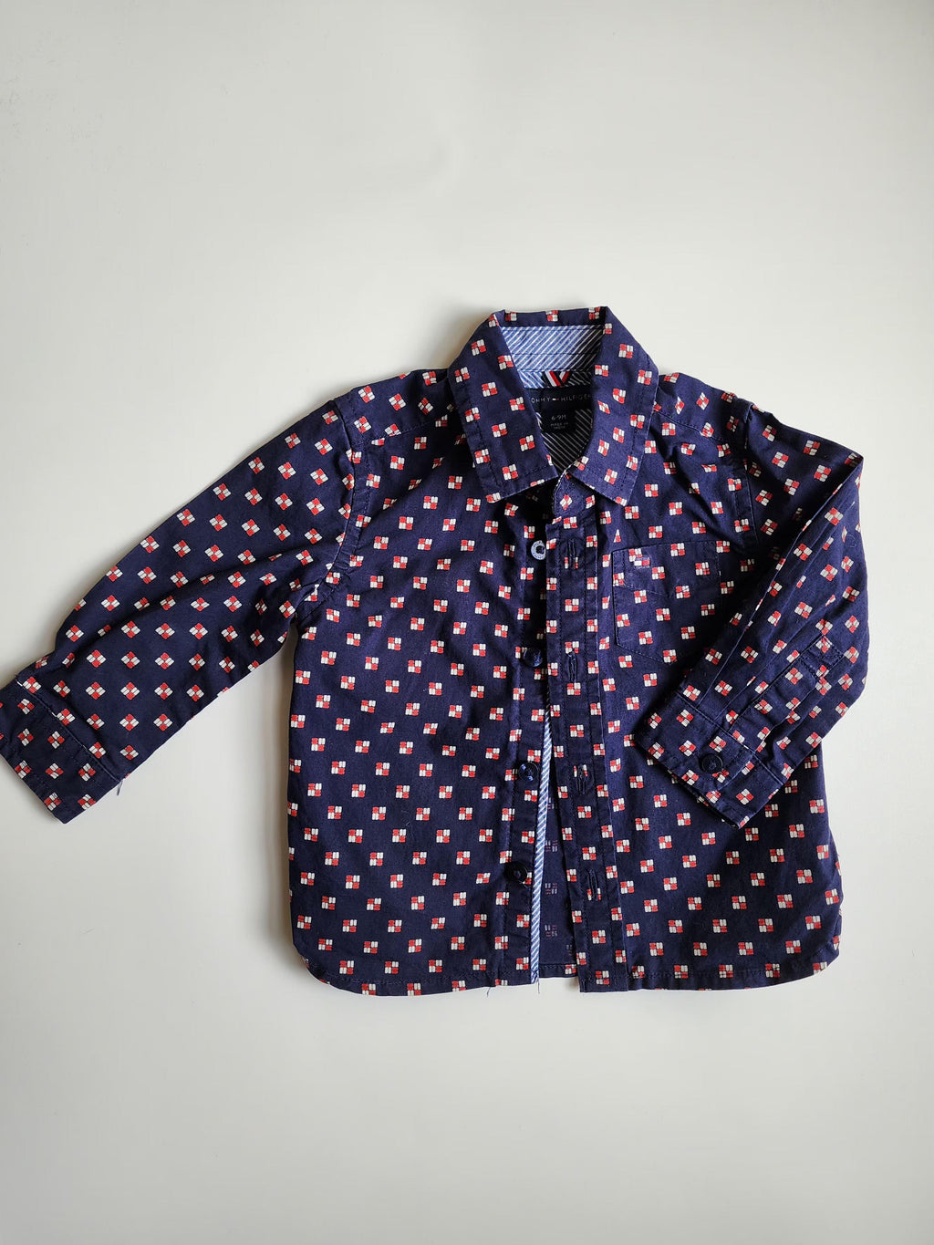 Chemise Tommy Hilfiger – 6-9 mois – Très bon état