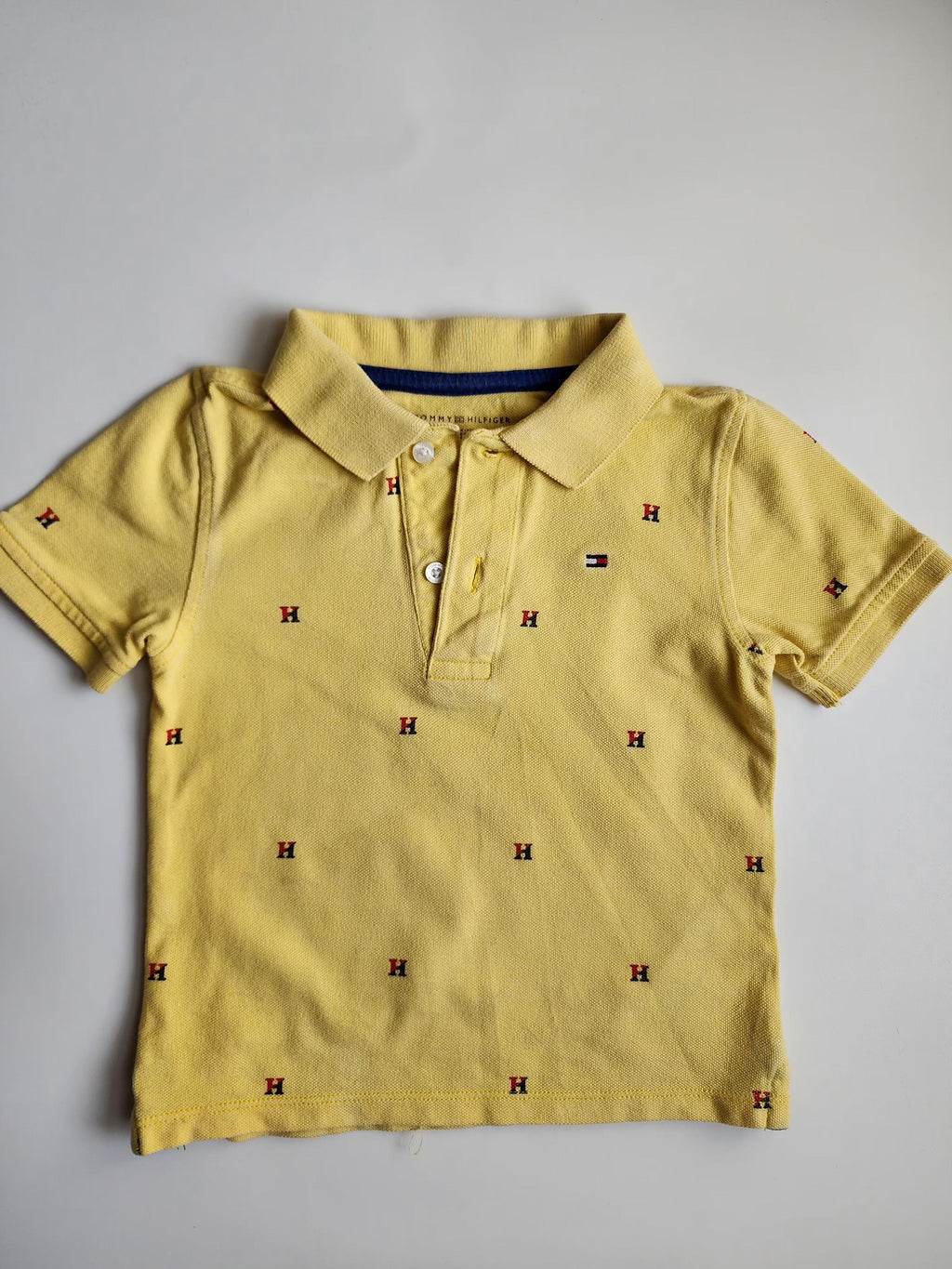 Polo Tommy Hilfiger – 2-3 ans – Très bon état