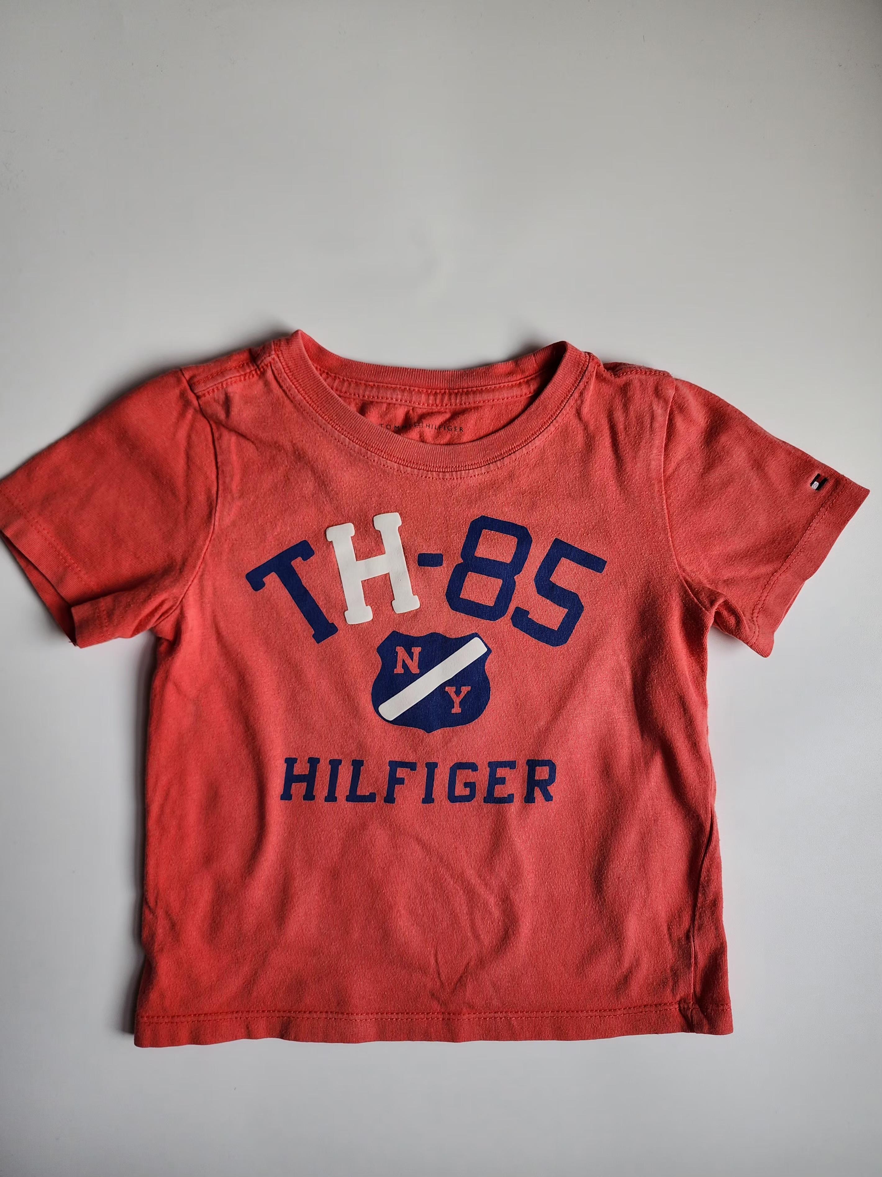 Tee-shirt Tommy Hilfiger – 3 ans – Très bon état