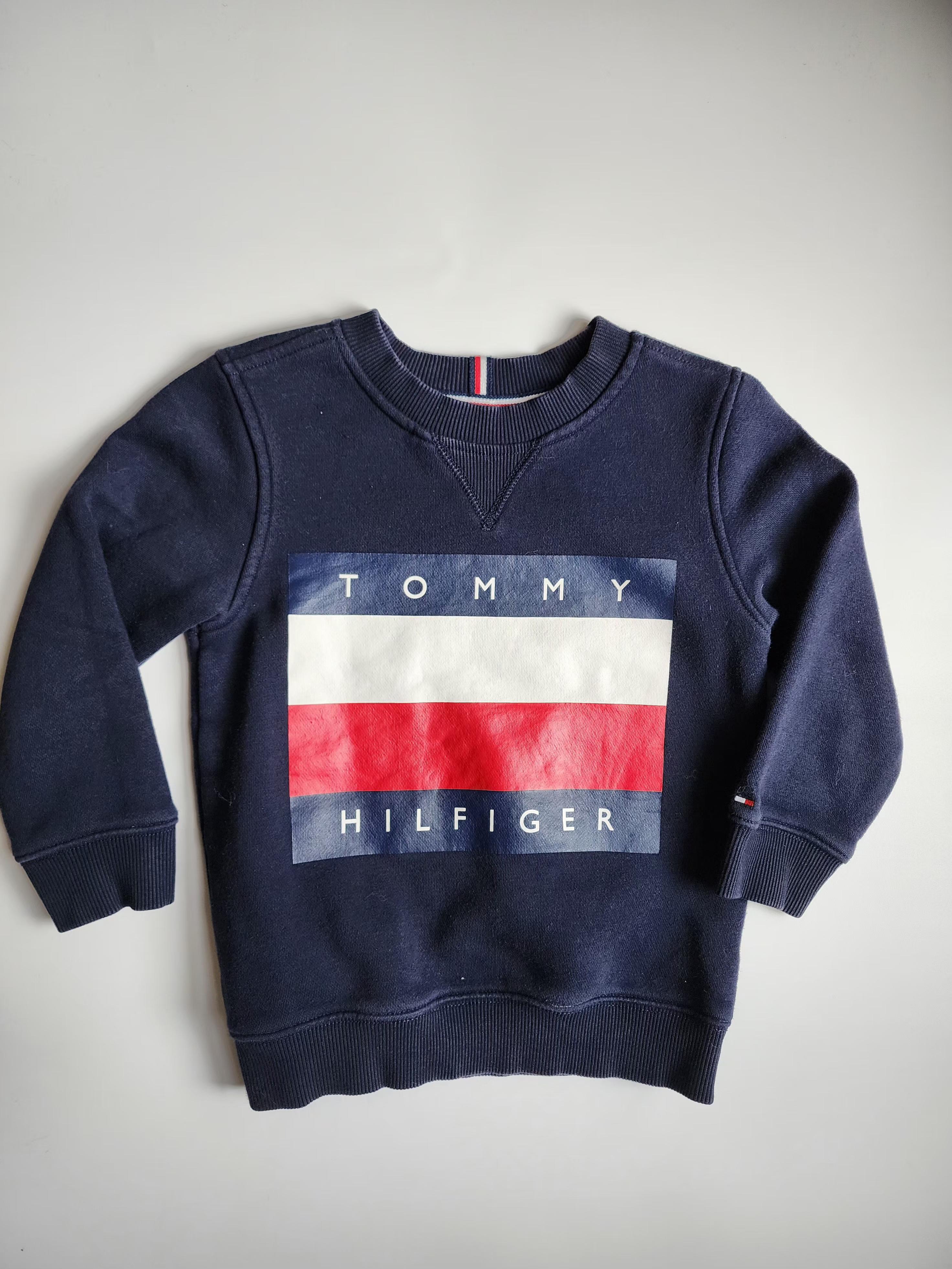 Pull Tommy Hilfiger – 4-5 ans – Très bon état