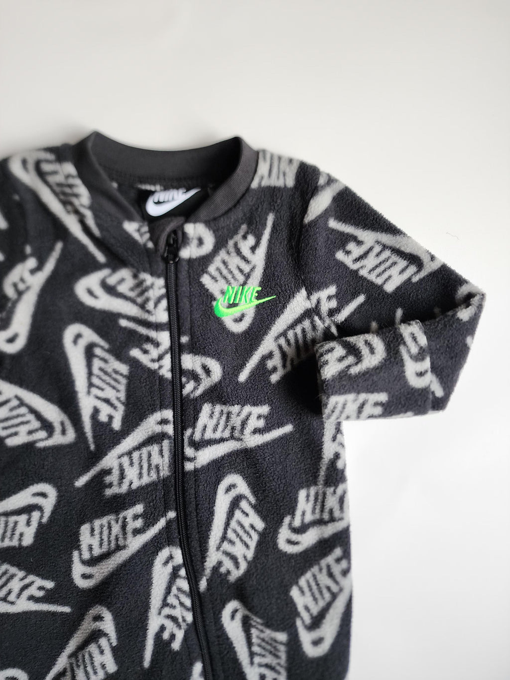 Pyjama Nike – 3 mois – Très bon état