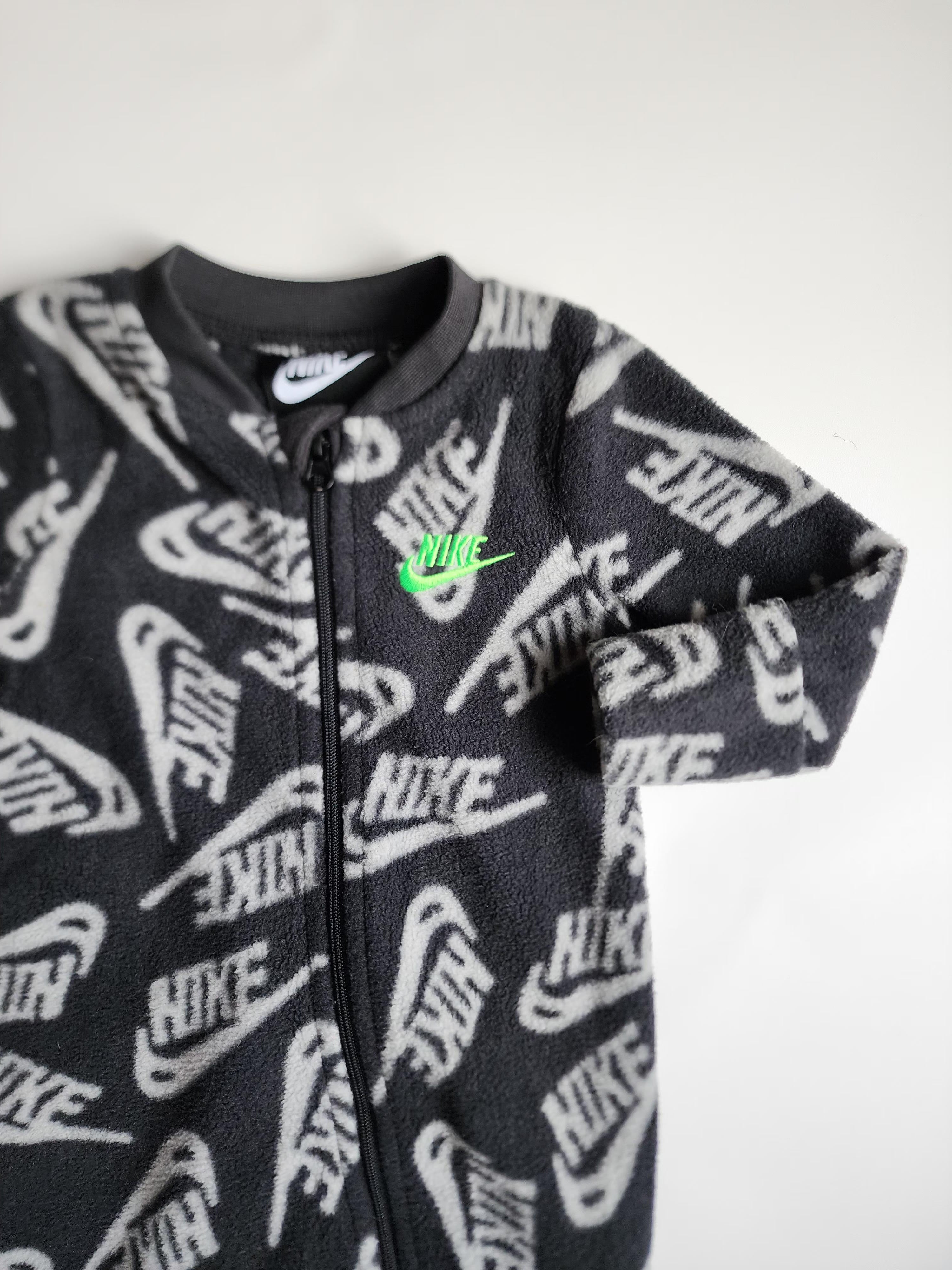 Pyjama Nike – 3 mois – Très bon état