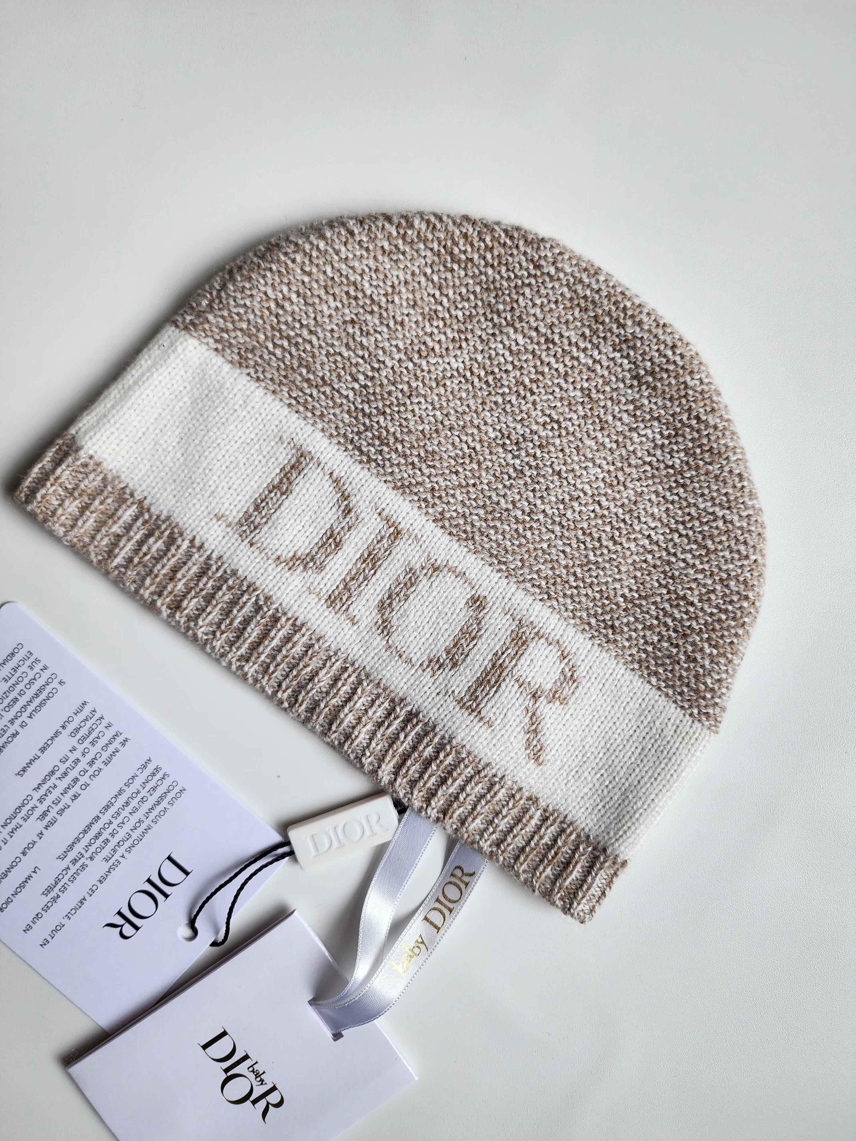 Baby Dior Bonnet – T1 (3 à 6 mois) – Neuf