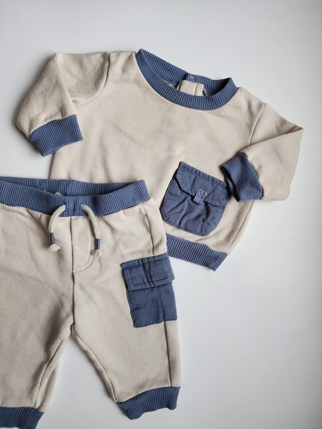 Ensemble 2 pièces – 0-3 mois – très bon état