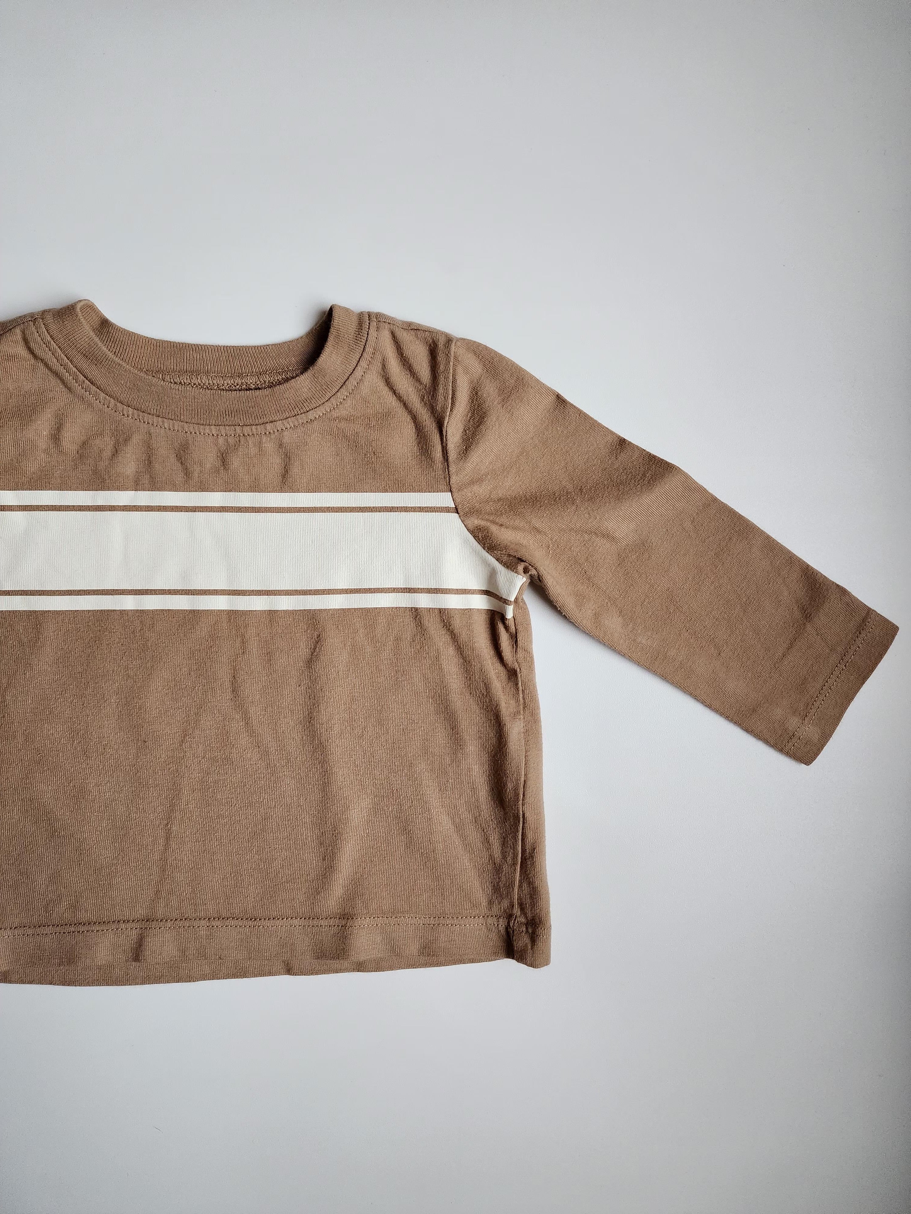 Pull léger Old Navy – 3-6 mois – Trés bon état