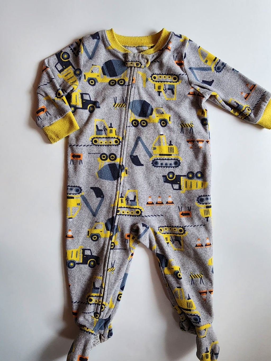Pyjama polaire Carter's  – 9 mois – Très bon état