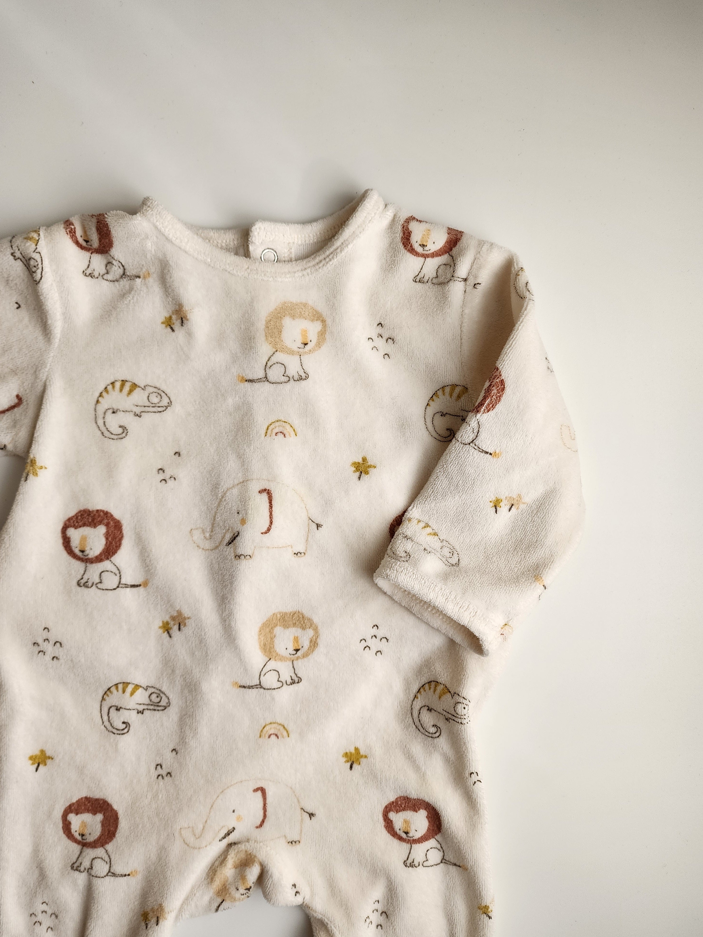 Pyjama Kiabi polaire – 12 mois (taille petit) – Très bon état