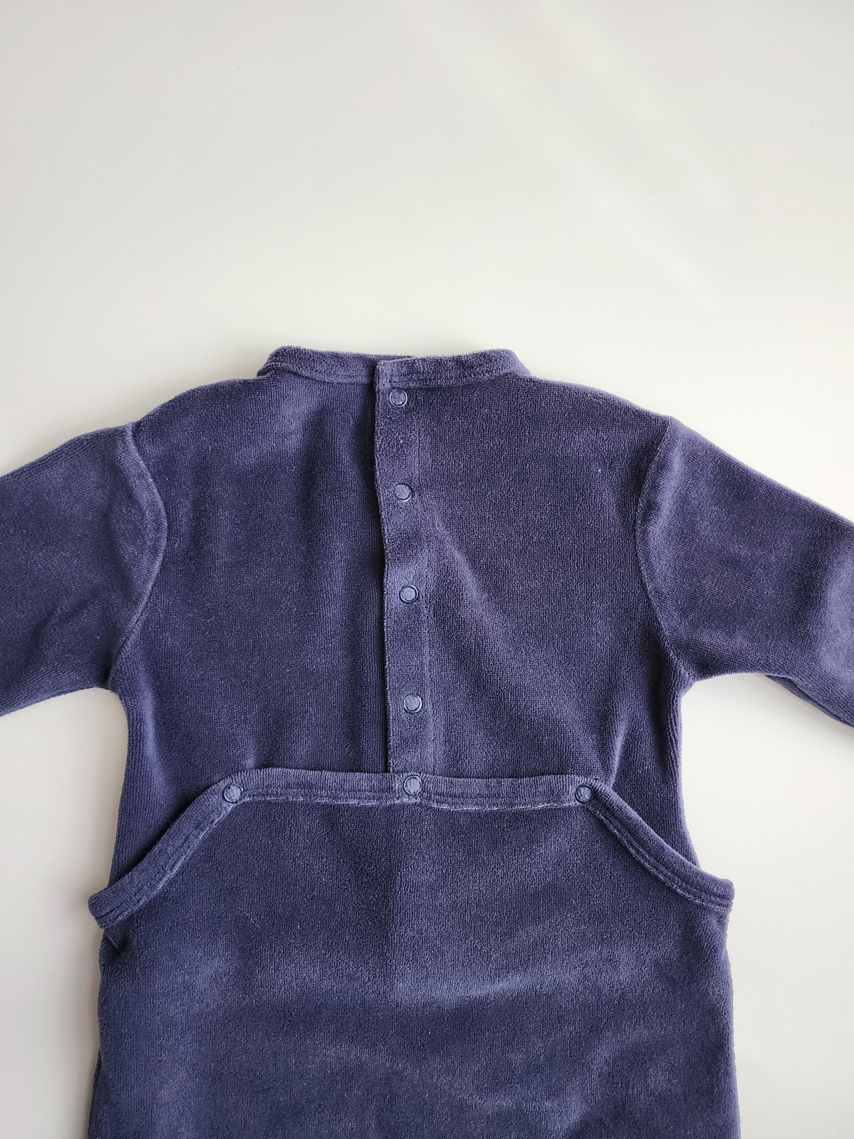 Pyjama Kiabi polaire – 12 mois (taille petit) – Très bon état